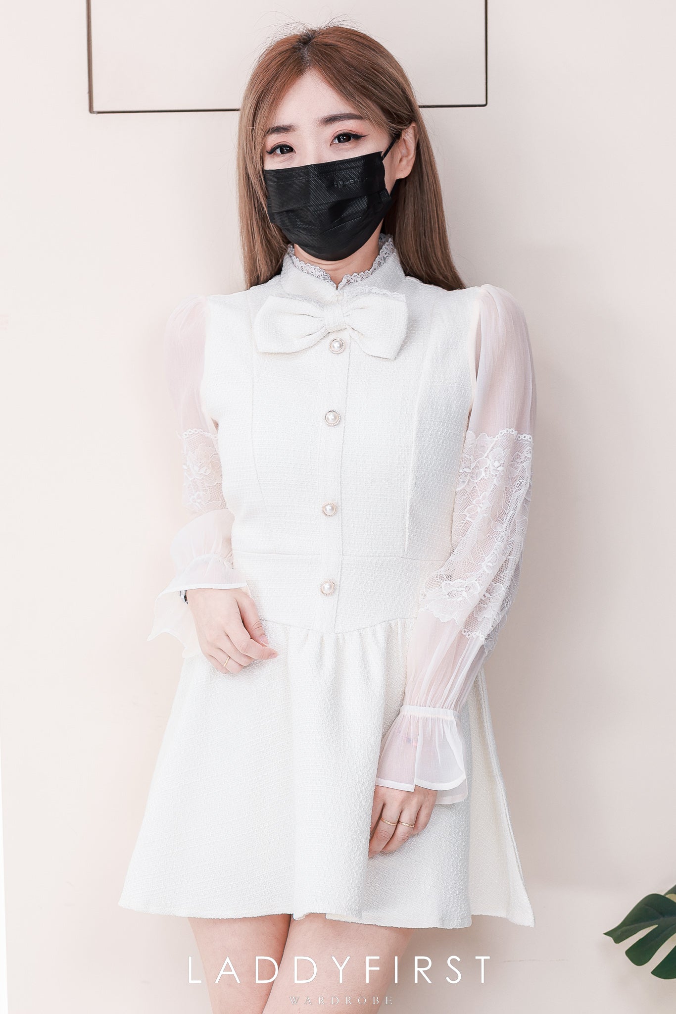 【D81620 / 37392】高品质高端洋气甜美蝴蝶结设计小香风连身裙子，内层有里布短裤❤️❤️