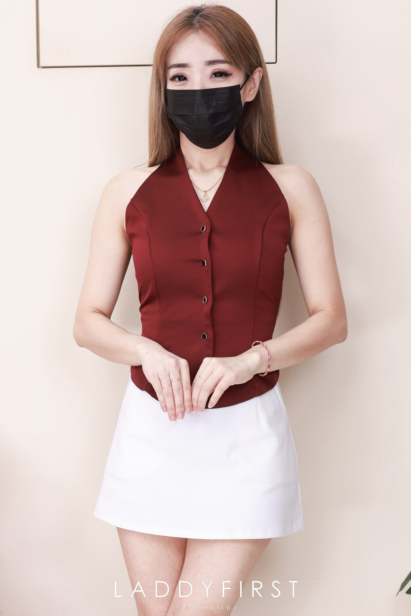 【T2799】高品质御姐风肖肩露锁骨马甲式缎面气质上衣 ❤❤