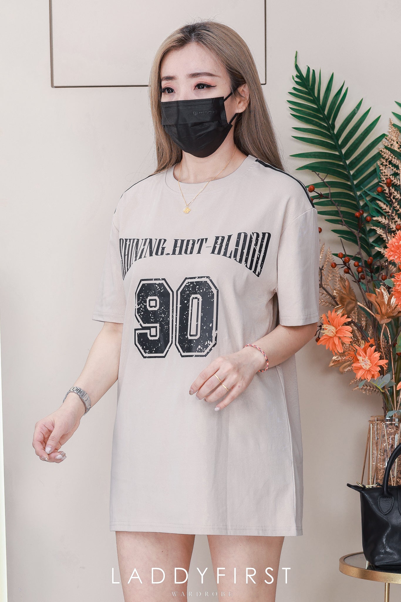 【T14262 / 9063 】高品质圆领90字母拉线设计OVERSIZED 上衣 ❤❤