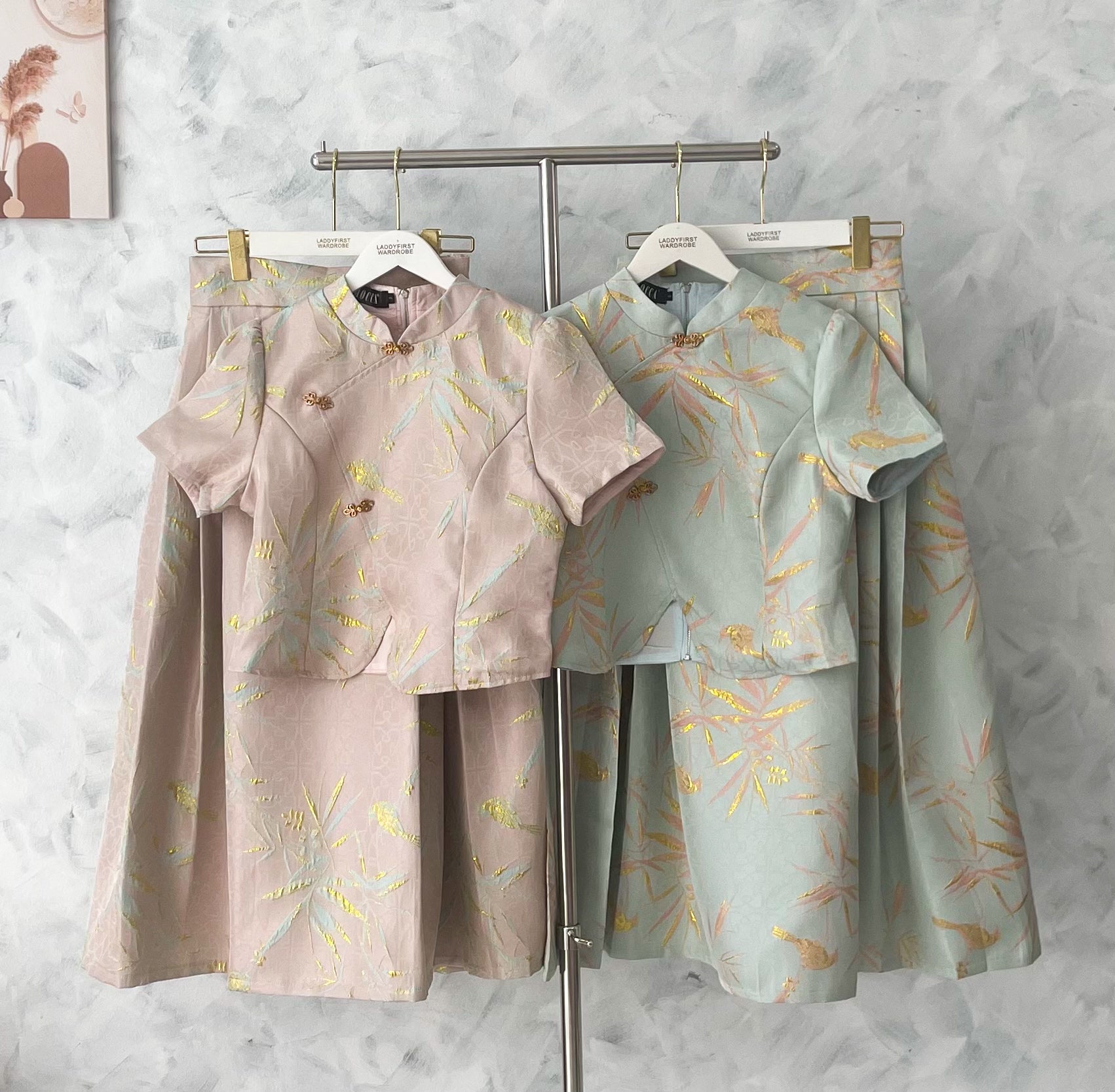 【SS614】【补厂家现货⚡⚡】高品质两件式高级感国风新中式马面裙提花旗袍套装 旗袍上衣➕马面长裙，有口袋 ❤️❤️