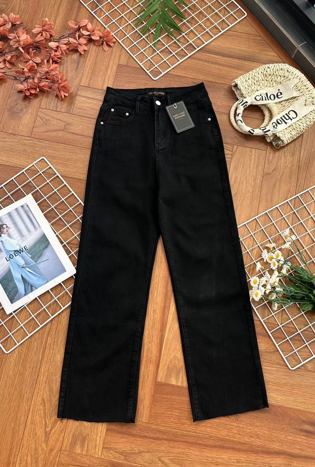 【L560】高品质高腰修身显瘦牛仔窄脚九分长裤，有口袋 #COTTON弹力牛仔面料 ❤️❤️
