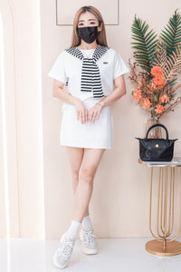 【SS612】高品质三件式韩系学院风时尚套装 宽松百搭上衣➕百搭裤裙，两侧开叉设计 ❤️❤️ 【B-R2-C5】