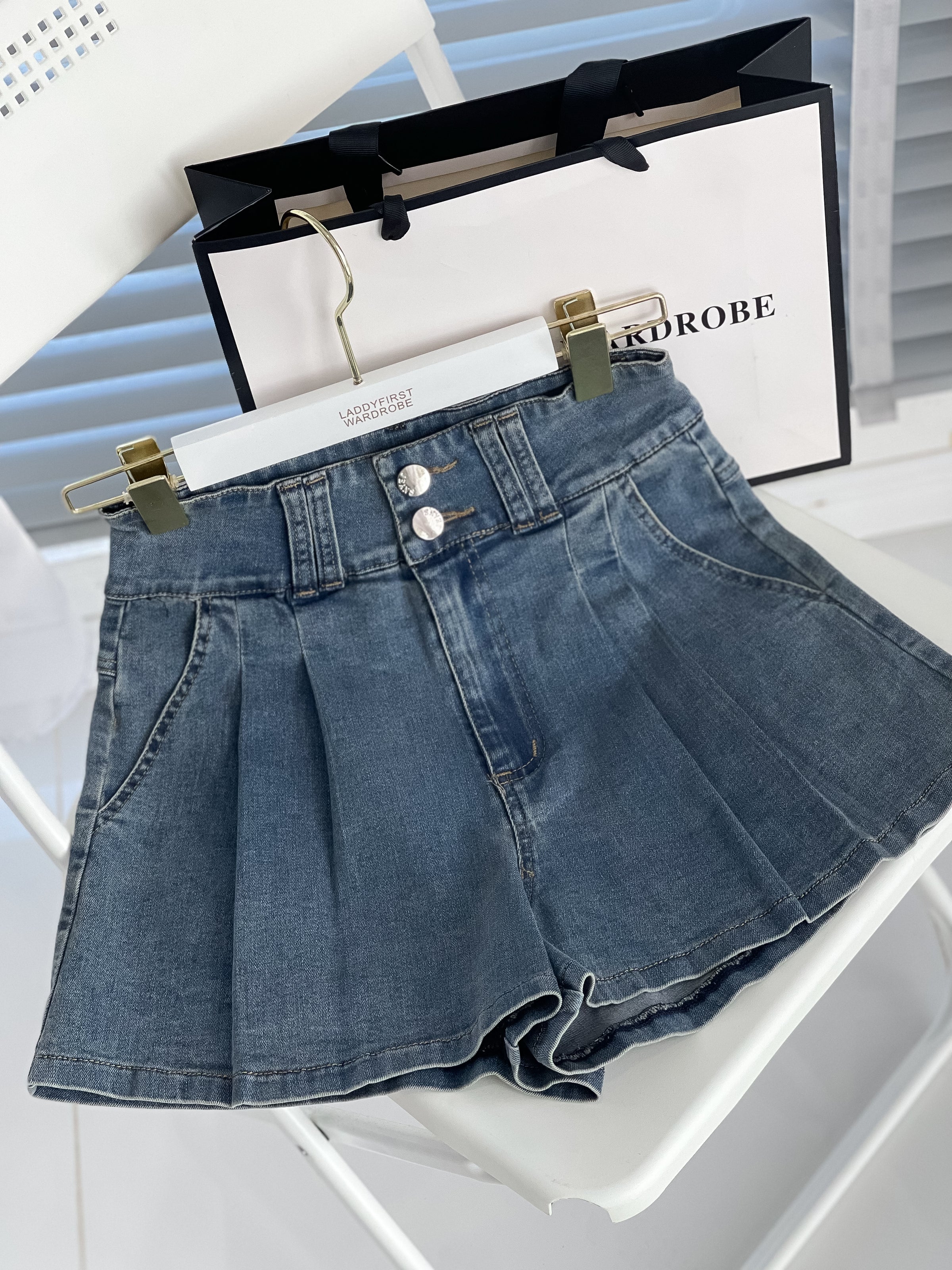 【S3439】【独家小圆饼】高品质COTTON JEANS牛仔弹力百褶设计牛仔高腰百搭短裤，有口袋 ❤️❤️ 【A-R1-C6】