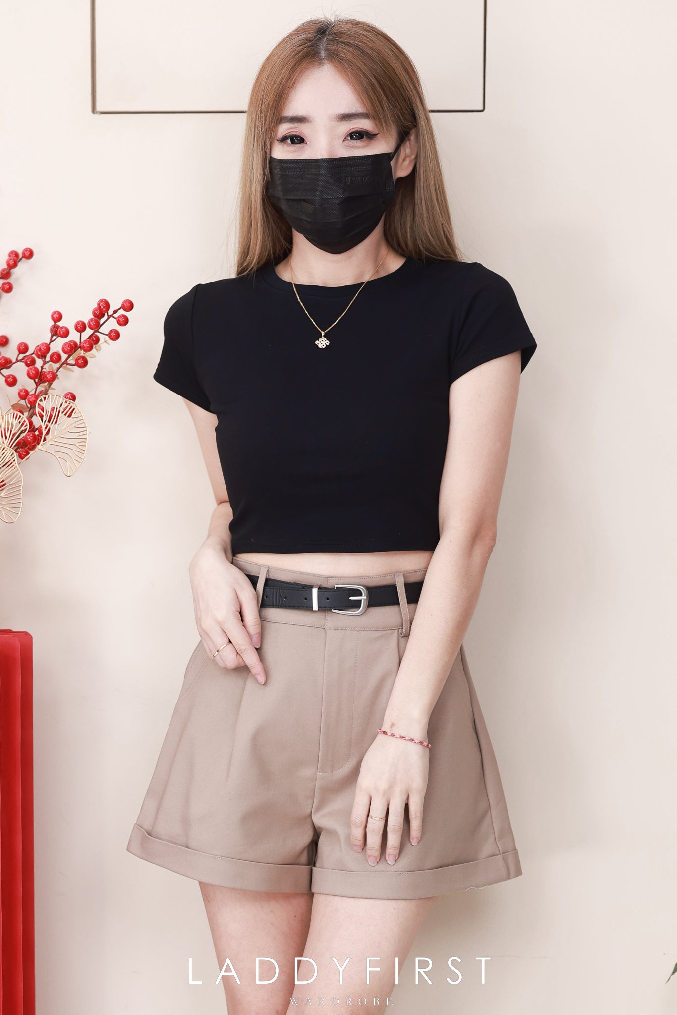 【S6961】高品质简约时尚西装垂感高腰显瘦百搭短裤，搭配附送腰带，有口袋 ❤️❤️