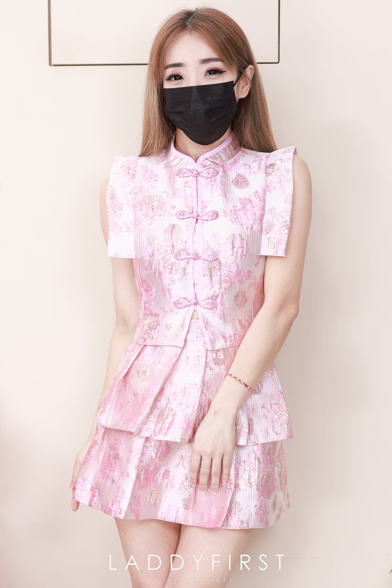 【SS6983】高品质两件式新中式提花旗袍套装 马甲无袖提花旗袍上衣➕提花蛋糕百褶高腰裙子，内层有里布短裤 ❤️❤️