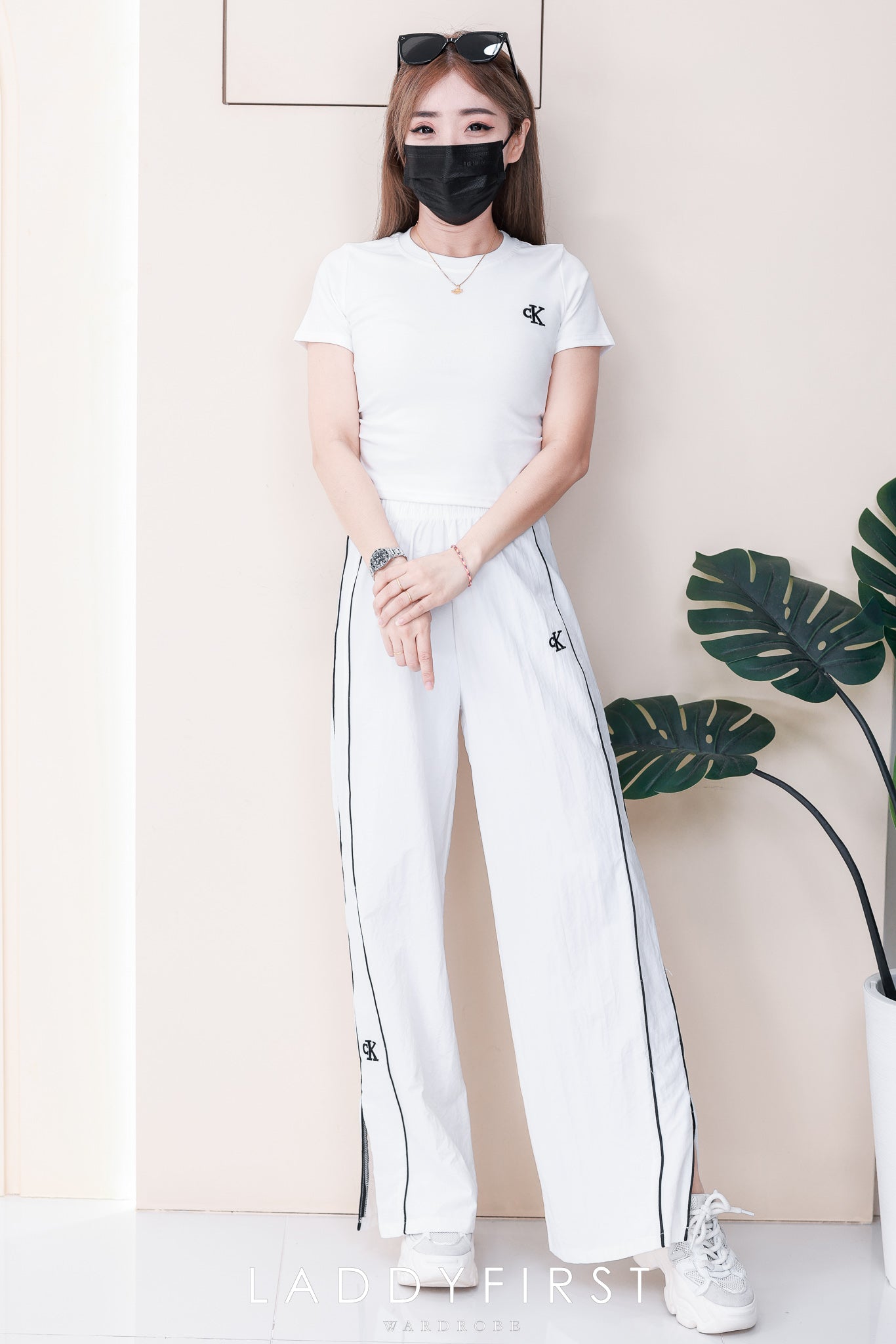 【SS1827】高品质气质感CK刺绣运动风简约时尚套装 纯棉弹力百搭上衣➕松紧腰弹力阔脚长裤 ❤❤