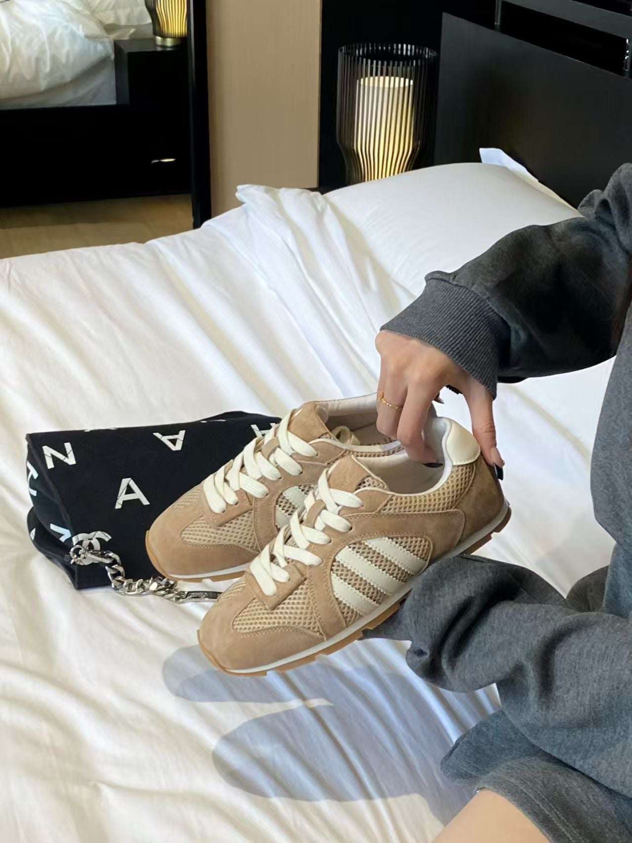 【R272-3】🔅精选预售款🔅 高质量经典款韩系街头风软底复古真皮休闲德训鞋子 ❤️