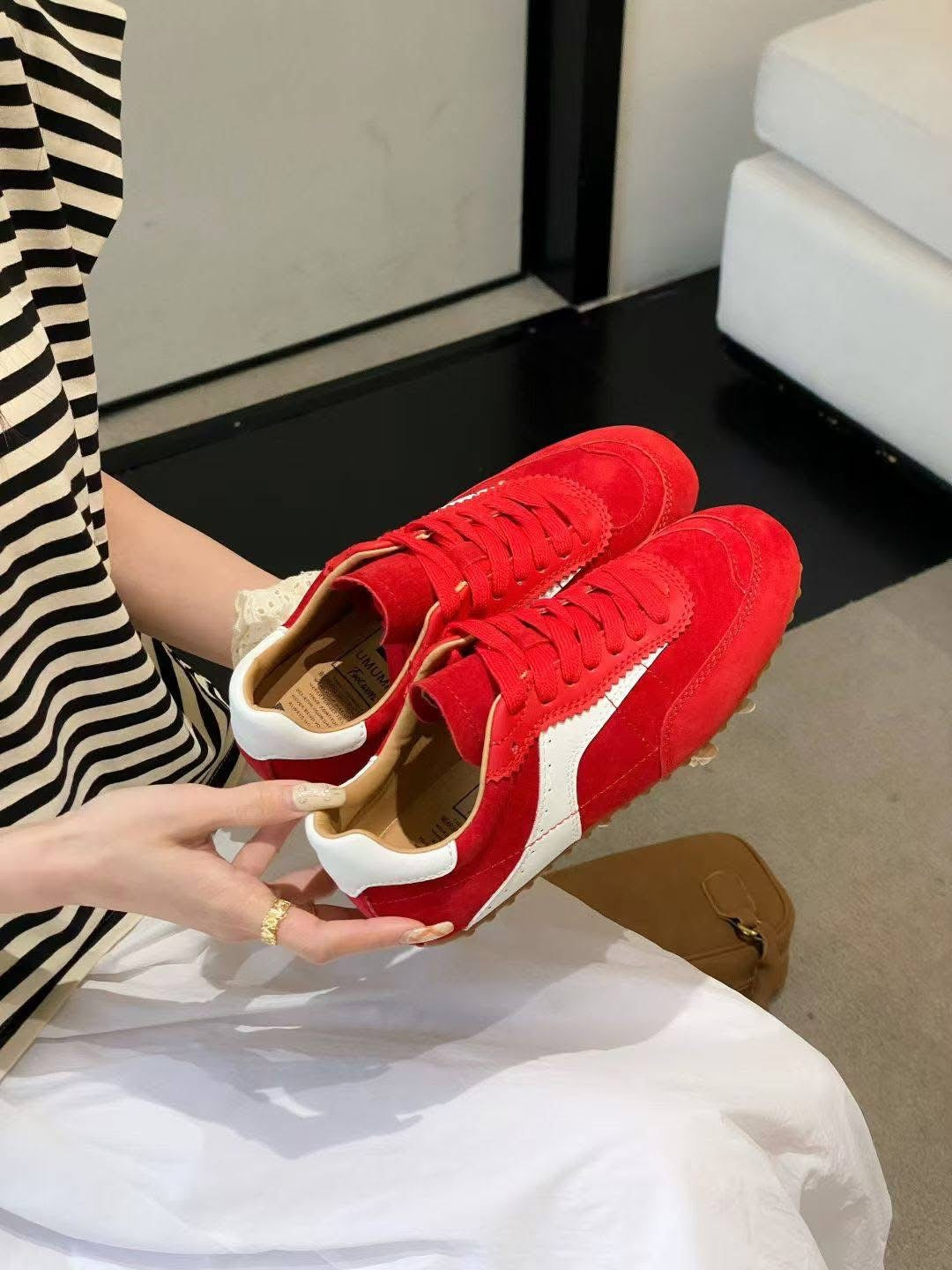 【R830-10】🔅精选预售款🔅 高质量韩系街头风软底复古真皮休闲阿甘鞋子 ❤️