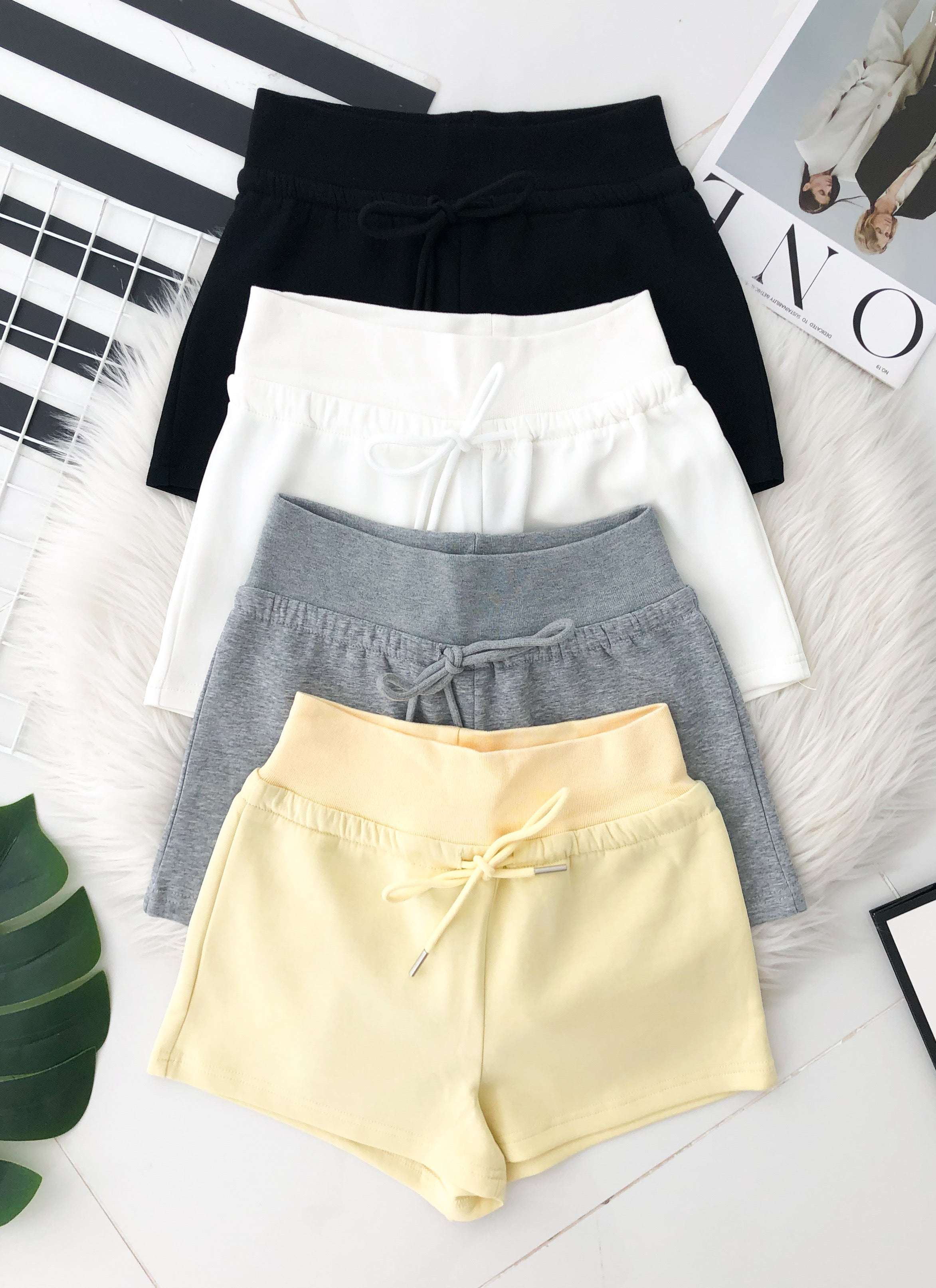 【S677】高品质空气棉松紧腰弹力运动休闲百搭短裤，有口袋 ❤️❤️