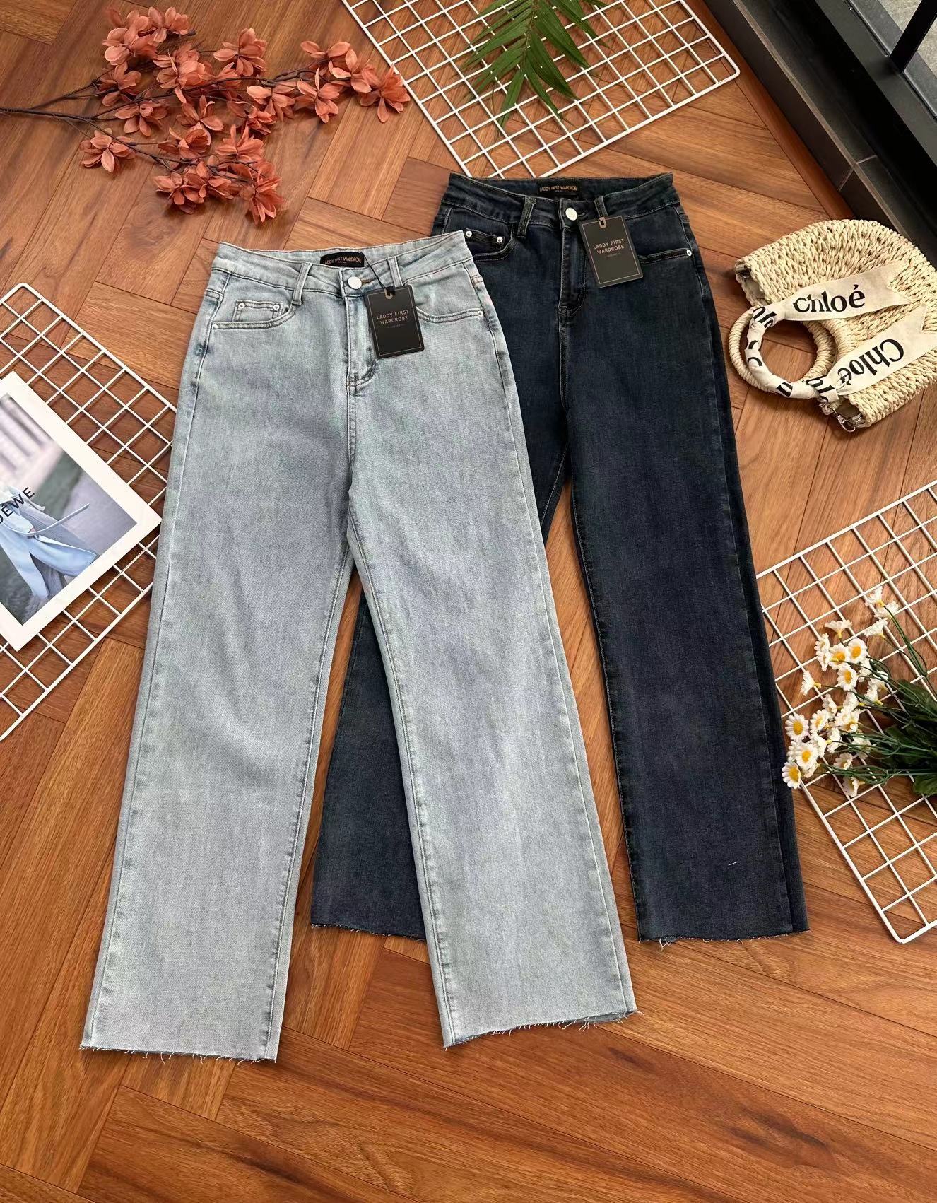 【L560】高品质高腰修身显瘦牛仔窄脚九分长裤，有口袋 #COTTON弹力牛仔面料 ❤️❤️