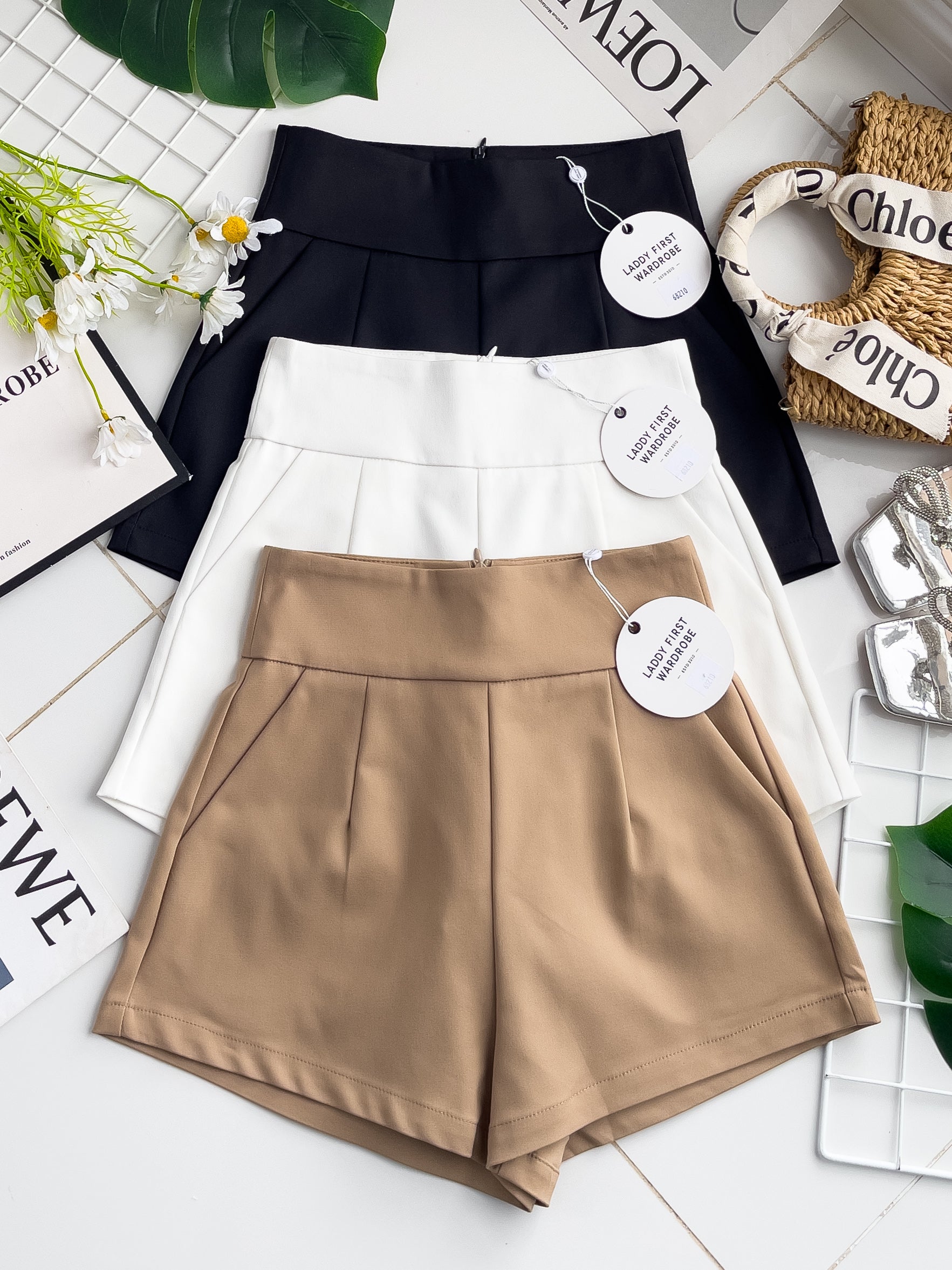 【S68210】LFW独家爆款【万能姐姐】高品质万能系列休闲简约日常百搭款西装高腰短裤，有口袋 #人人必入手 #必备百搭款 #高腰显瘦 ❤️❤️ 【C-R2-C6】