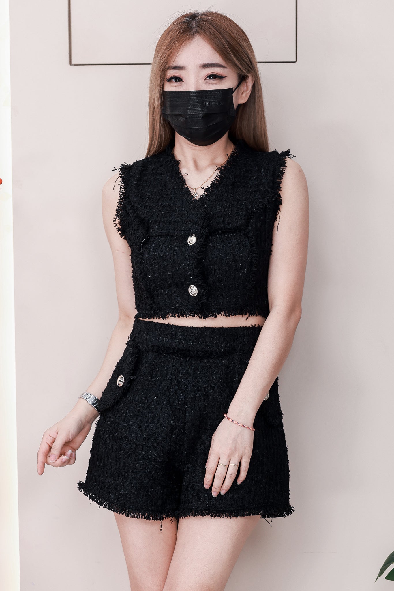 【SS21677 / 37419】高品质两件式精致马甲式小香风套装 马甲式小香风上衣➕小香风高腰百搭短裤，有口袋 ❤️❤️ 【D-R1-C4】
