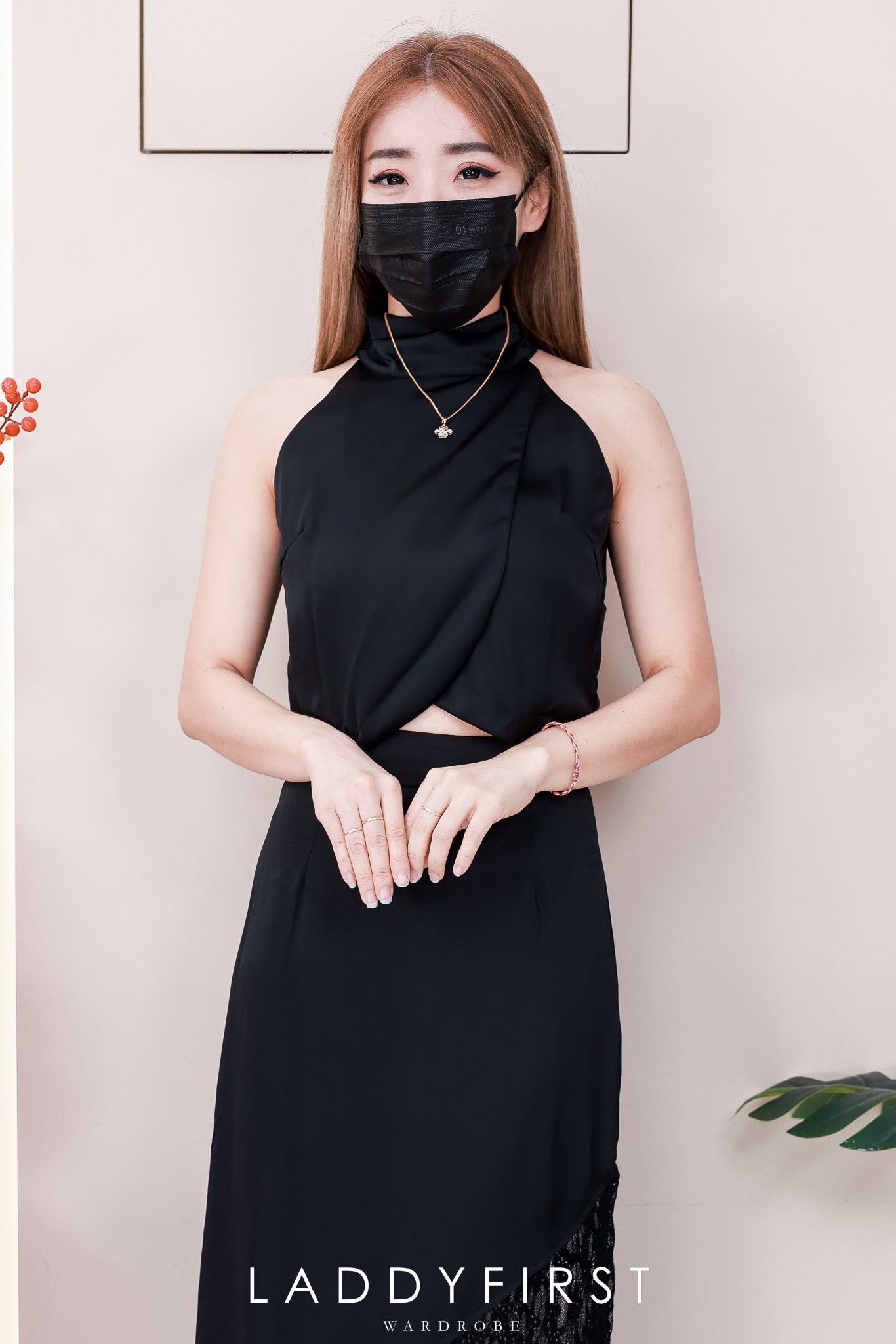 【SS6854】高品质两件式高级感晚宴缎面蕾丝套装 高领CUT IN缎面上衣➕缎面拼接蕾丝长裙 ❤️❤️