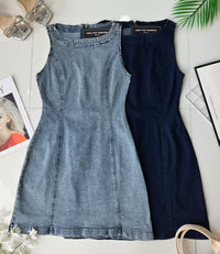 【D83262】高品质Cotton Jeans无袖牛仔弹力连身裙子 ❤️