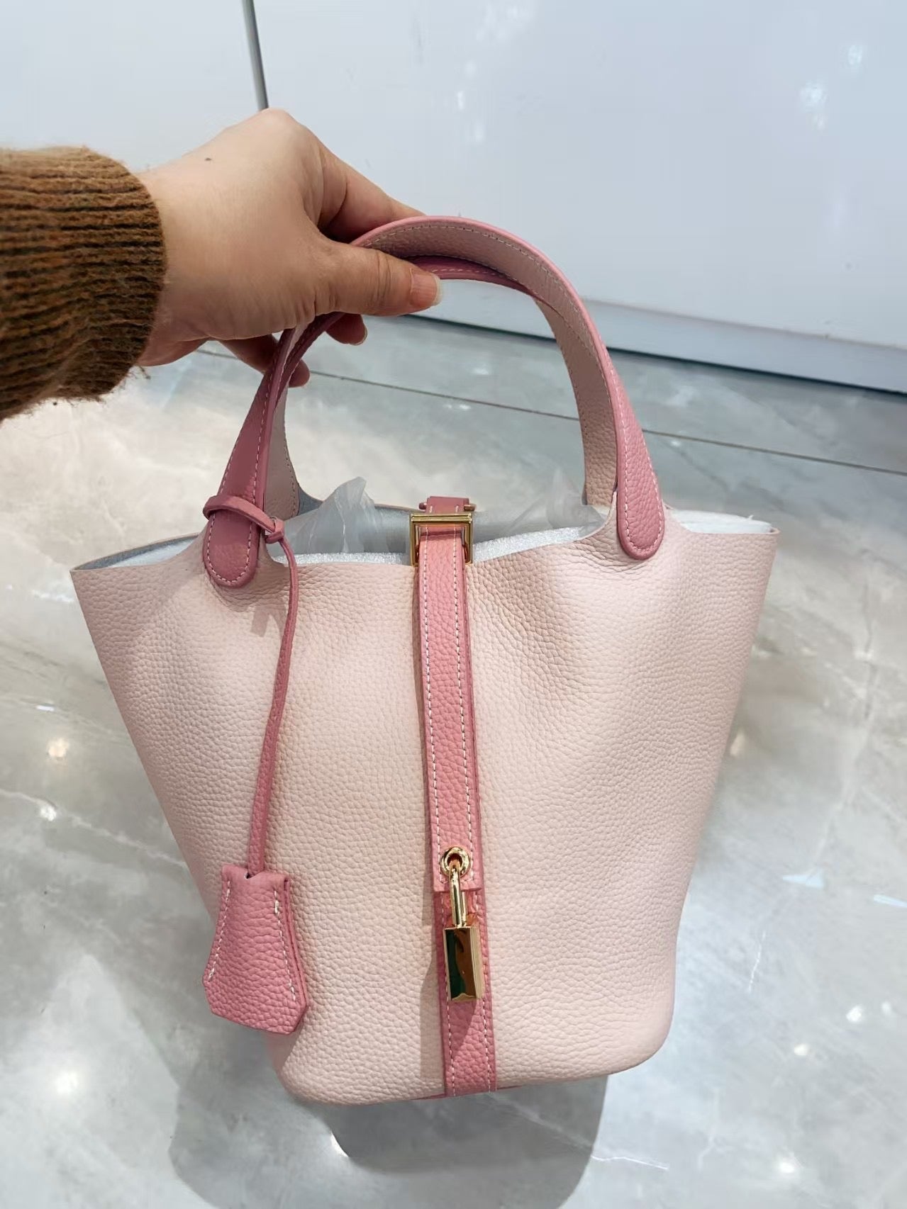 【DG6201】🇨🇳 代购1.0 🇨🇳 高质量头层牛皮手拿包 ❤️
