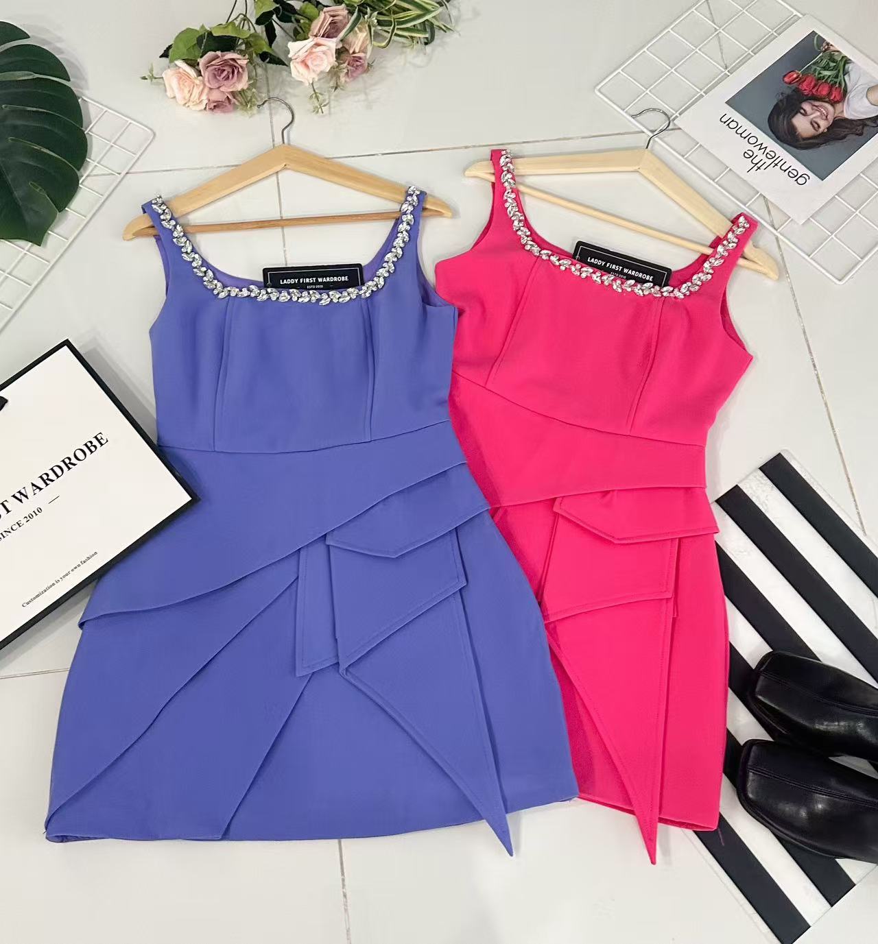 【D81543 / 62541】高品质高级感精致水钻点缀无袖西装连身裙子 ❤❤【H】