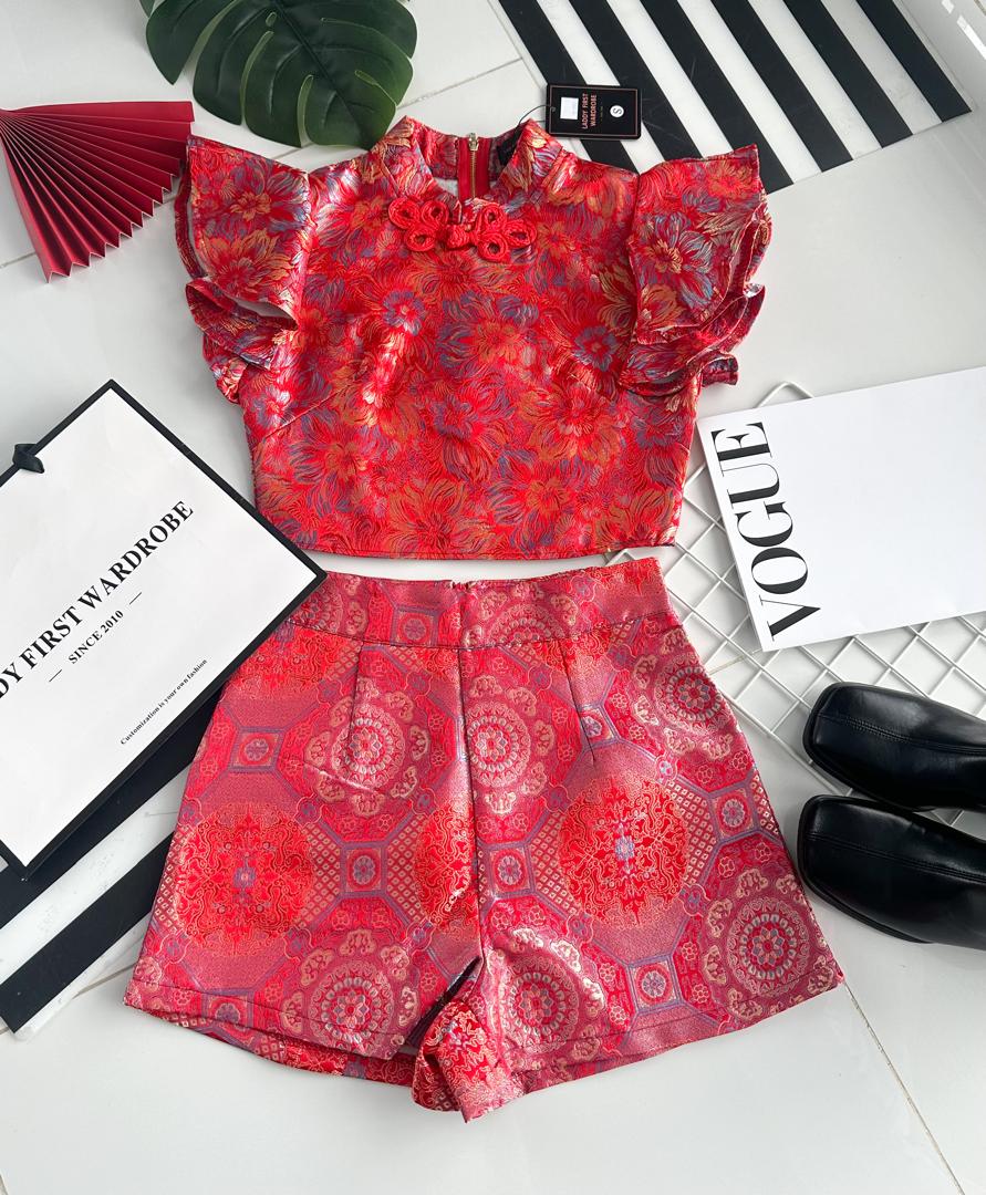 【SS8235511】【网站福利款✨】独家爆款高品质两件式减龄洋气时尚新中式国风提花旗袍套装 盘扣荷叶袖提花上衣➕提花高腰短裤 ❤️❤️