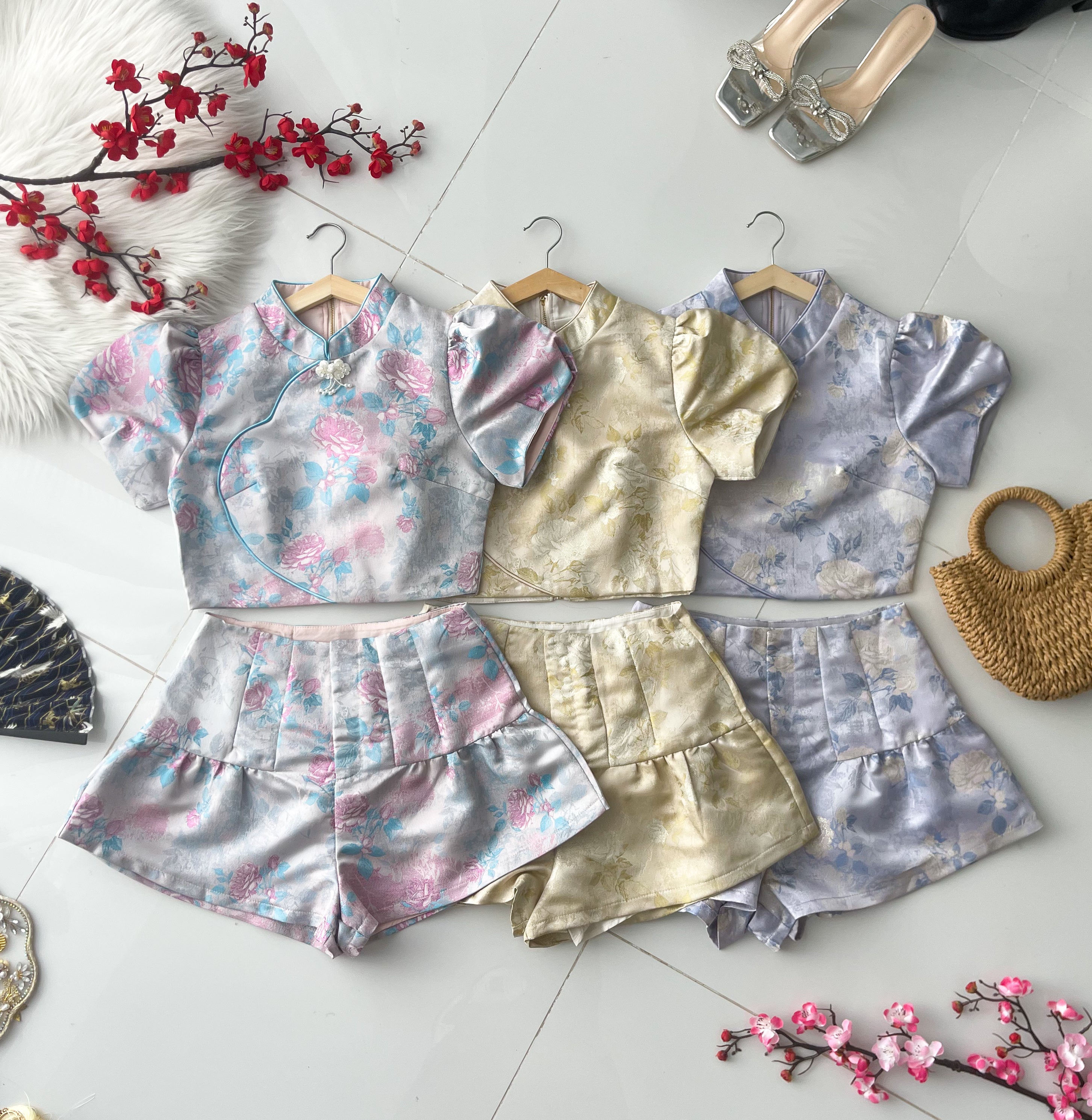 【SS98897】高品质两件式新中式提花旗袍套装 泡泡袖旗袍上衣➕提花高腰短裤 ❤️❤️