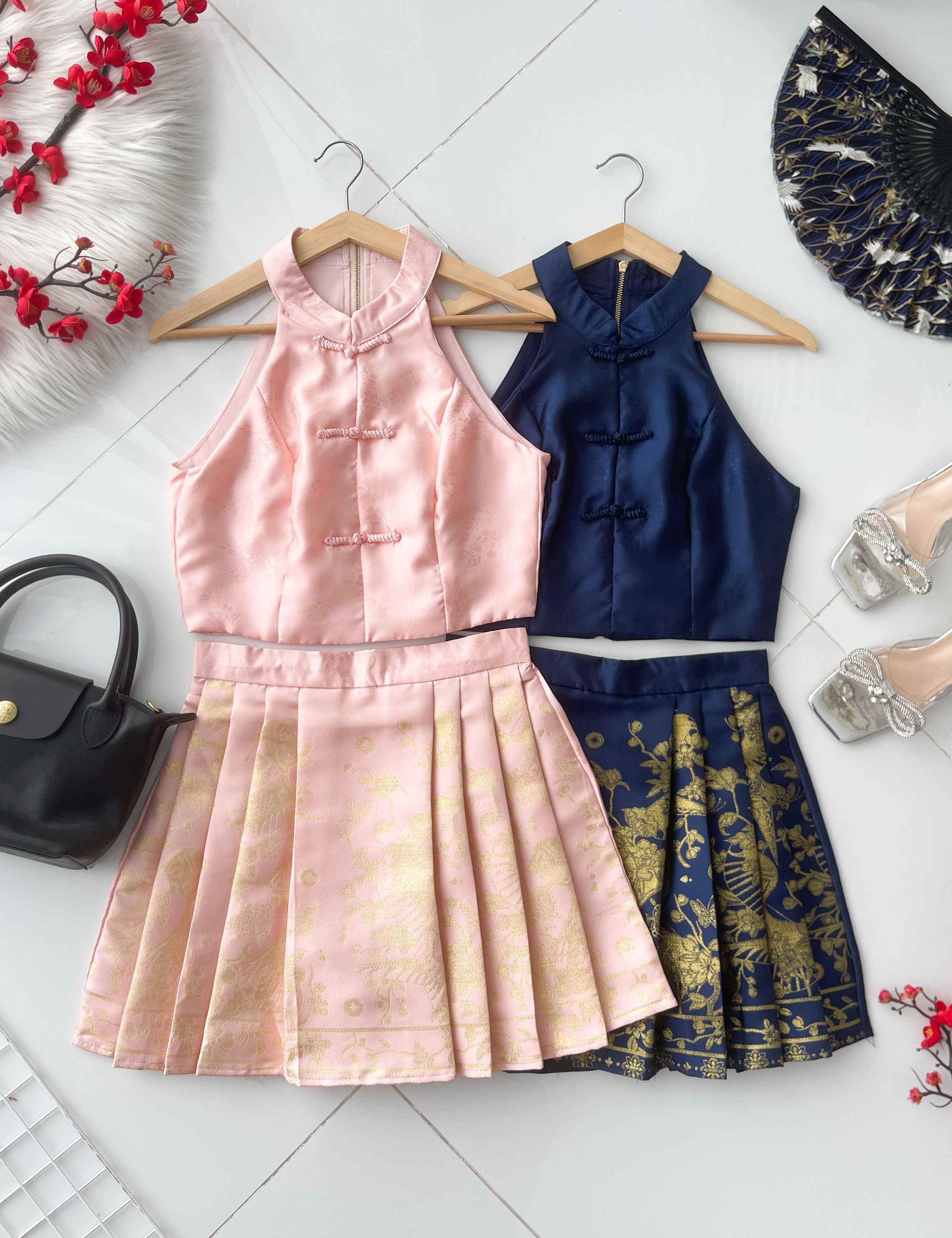 【SS21840 / 388617】高品质两件式高贵贵气马面裙套装 CUT IN无袖旗袍上衣➕百褶马面裙子，内层有里布短裤 ❤️❤️