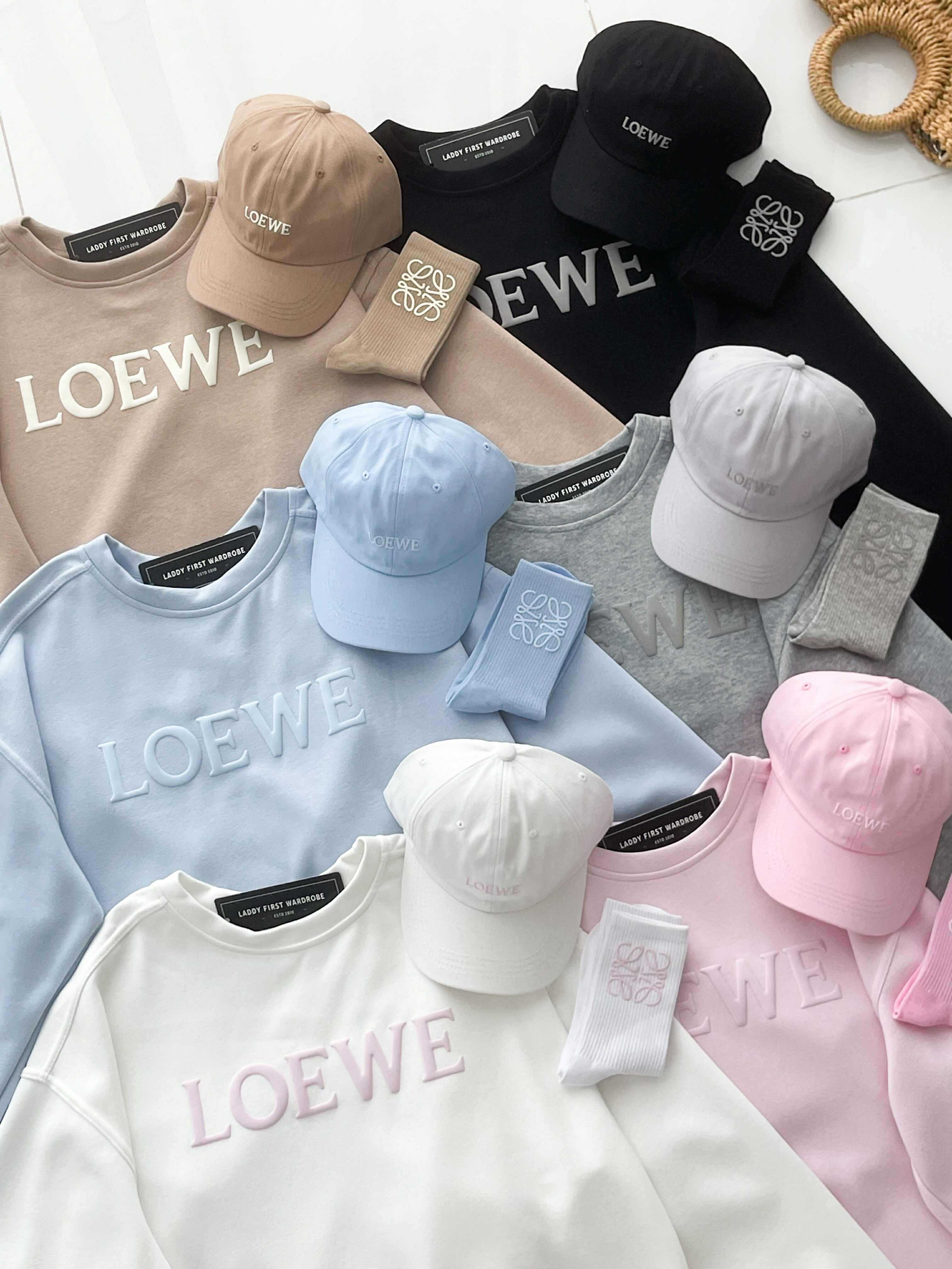 【O80222】高品质三件套男女同款厚实卫衣棉Oversized 潮流时尚长袖上衣 ❤️❤️ 上衣👕➕帽子🧢➕袜子🧦