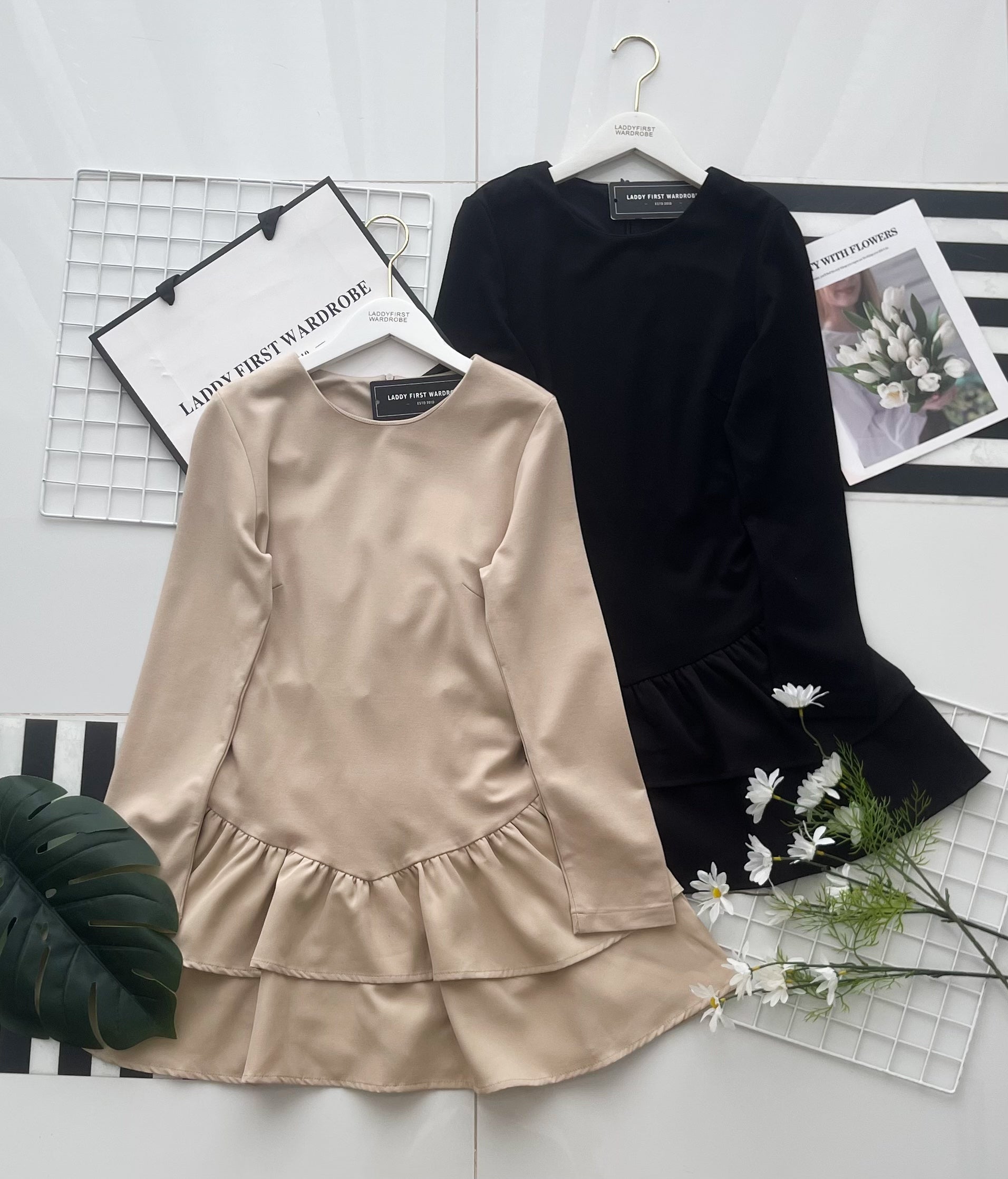 【D520232】高品质韩式女神款罗马长袖弹力上衣拼接荷叶蛋糕连身裙子，内层有里布短裤 ❤❤【B-RU】