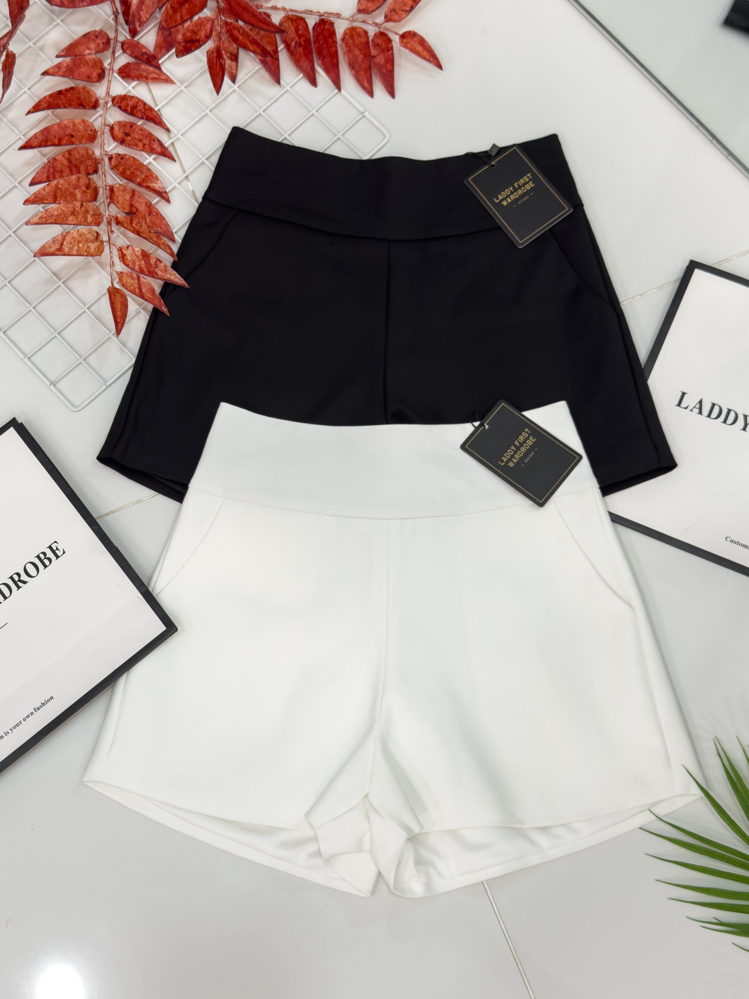 【S1445】独家爆款【万能妈妈】【有里布款📌】西装中高腰休闲百搭万能短裤，有口袋 #内有里布 ✔️ ❤️❤️【D-R2-C3】