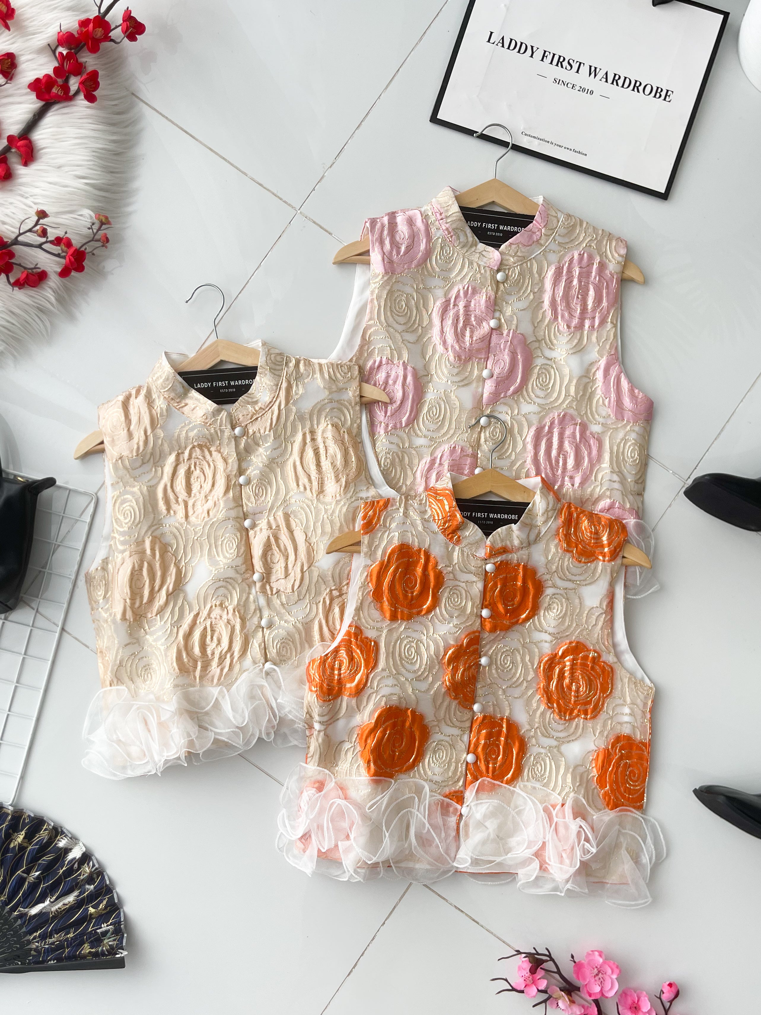 【T8238961】高品质高端气质金线提花拼接立体花瓣无袖旗袍上衣 ❤❤