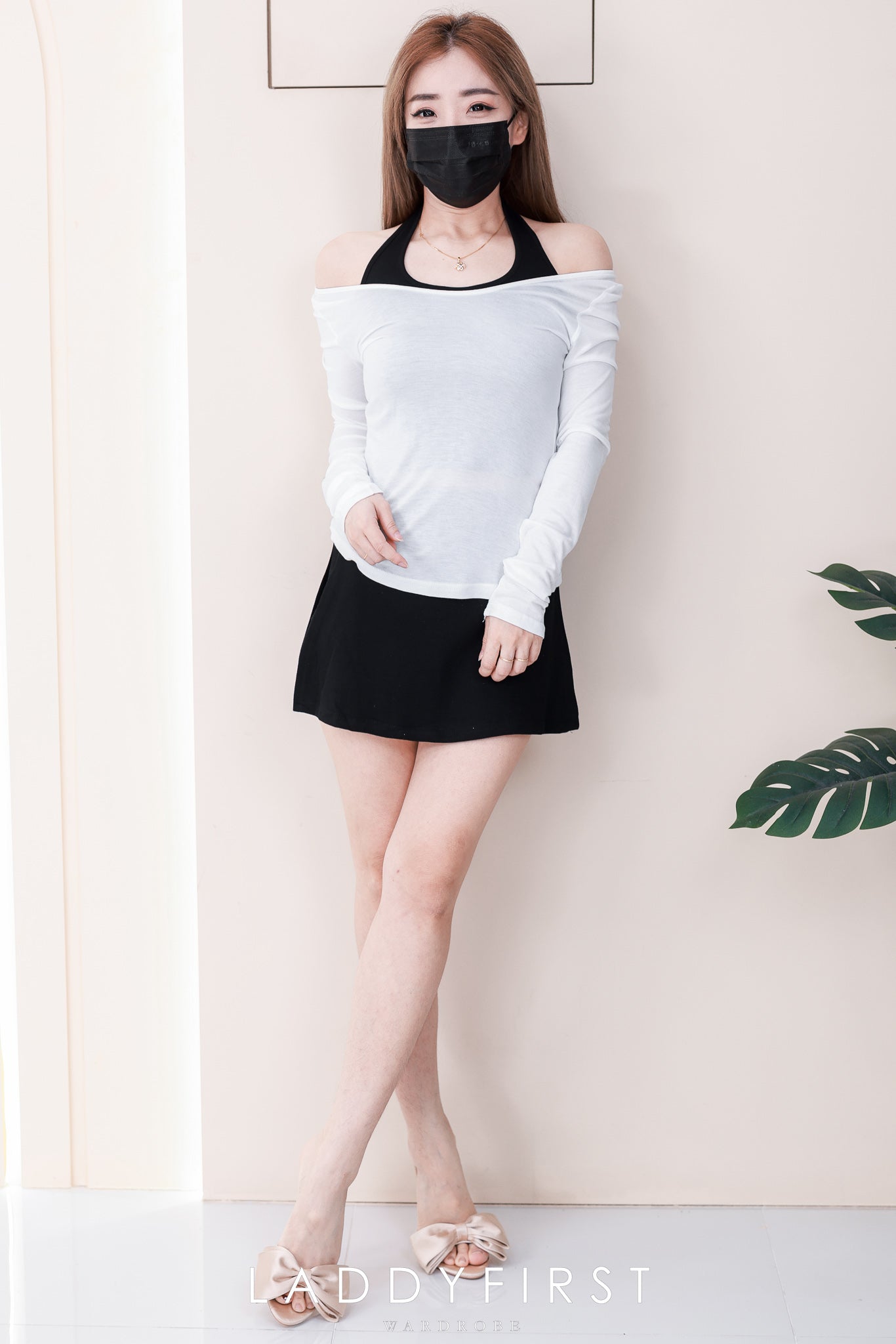 【SS88368】高品质三件套减龄学院风套装 挂脖抹胸内搭上衣➕轻薄长袖上衣➕前后裙百搭裤裙 ❤️❤️