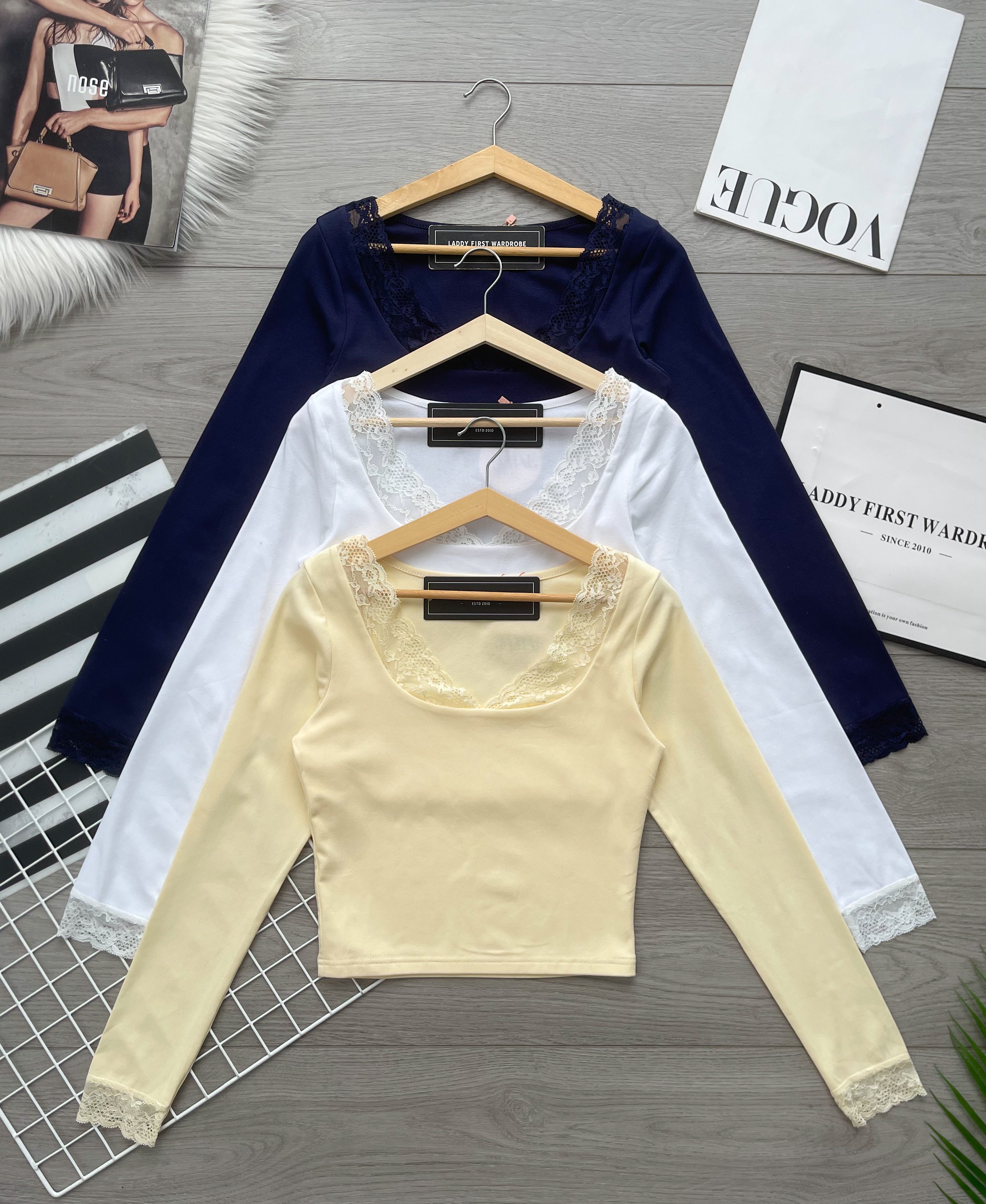 【T98598】高品质U领蕾丝边拼接双层纯棉弹力长袖百搭上衣 ❤❤