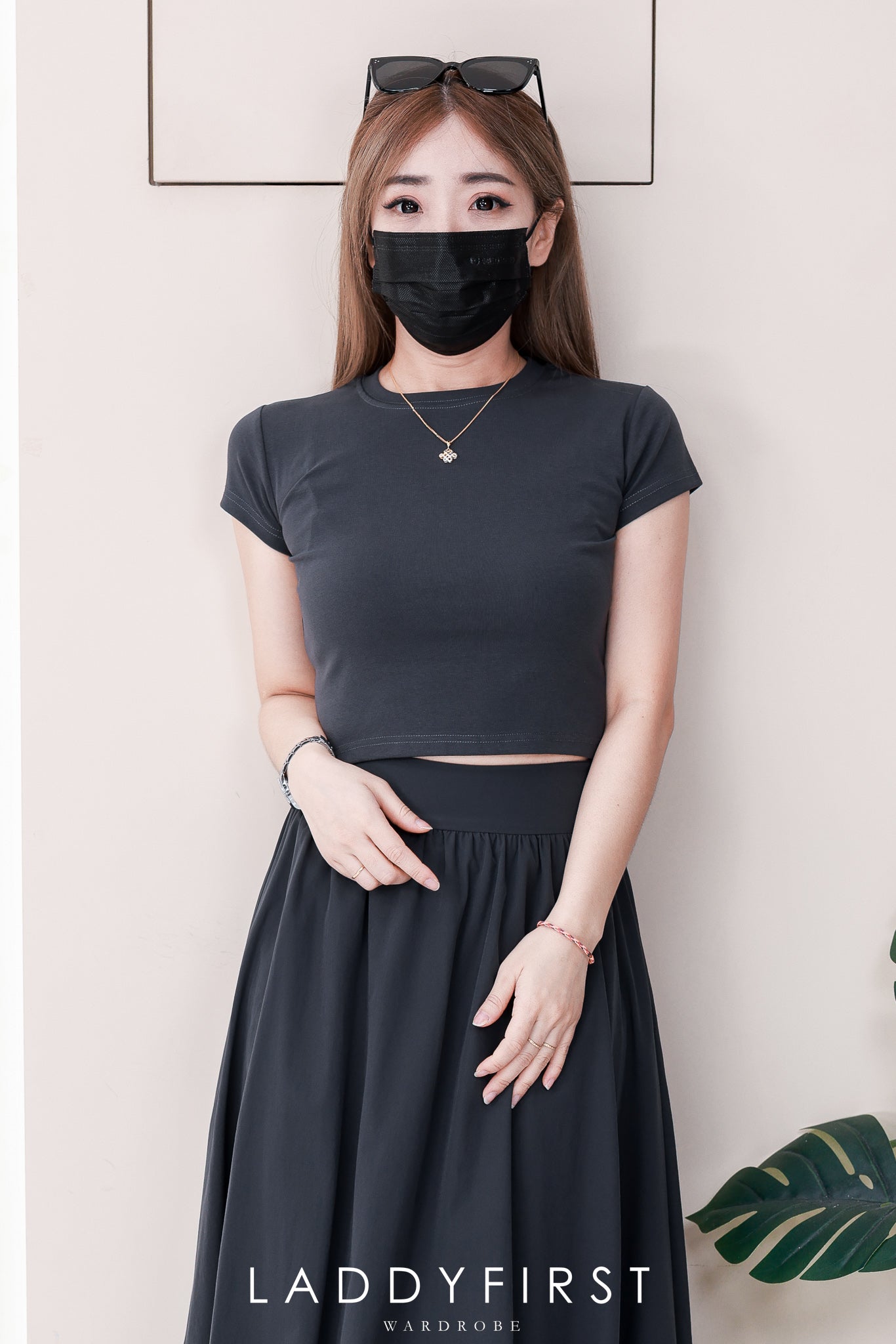 【SS98558】高品质两件式简约时尚套装 纯棉百搭上衣➕高腰半身花苞裙子 #背面腰节松紧腰 ❤️❤️