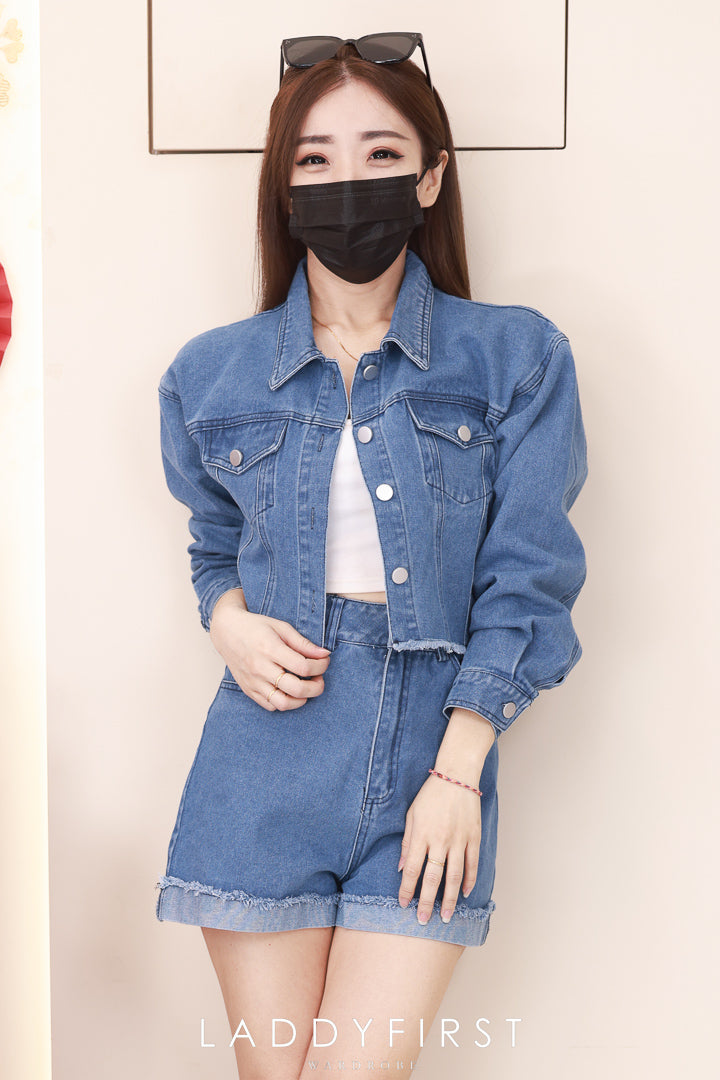 【SS7093】高品质复古风气质牛仔套装 翻领长袖牛仔上衣➕牛仔高腰百搭短裤，有口袋 ❤️❤️【D-R1-C1】