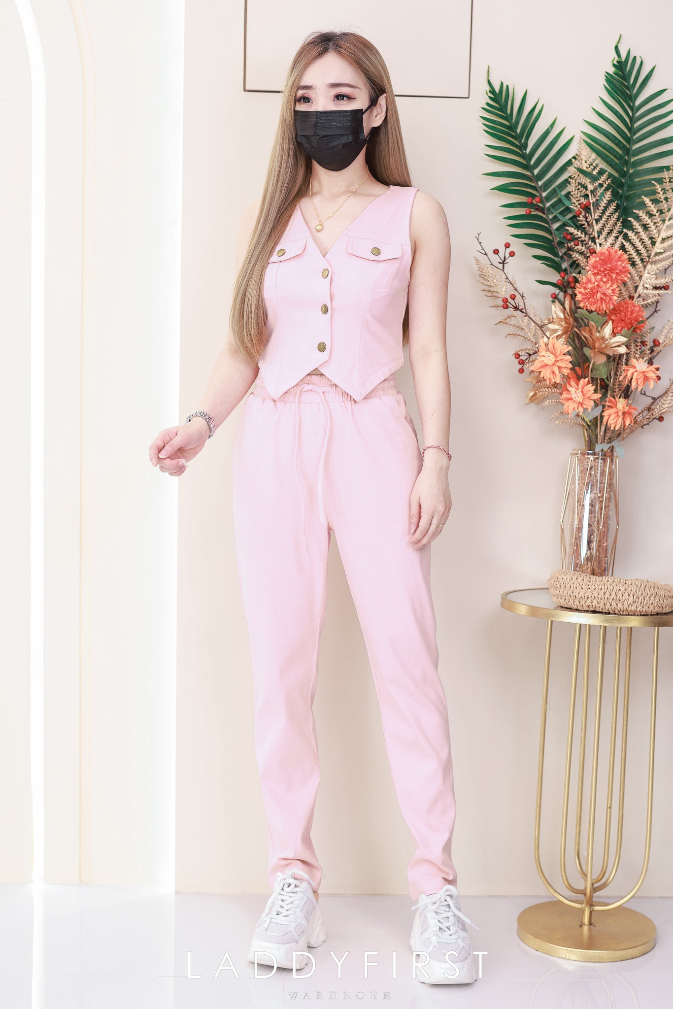 【SS41137】高品质两件式韩版马甲式COTTON JEANS牛仔套装  马甲式牛仔上衣/外套➕牛仔松紧腰高腰百搭长裤，有口袋 ❤️❤️