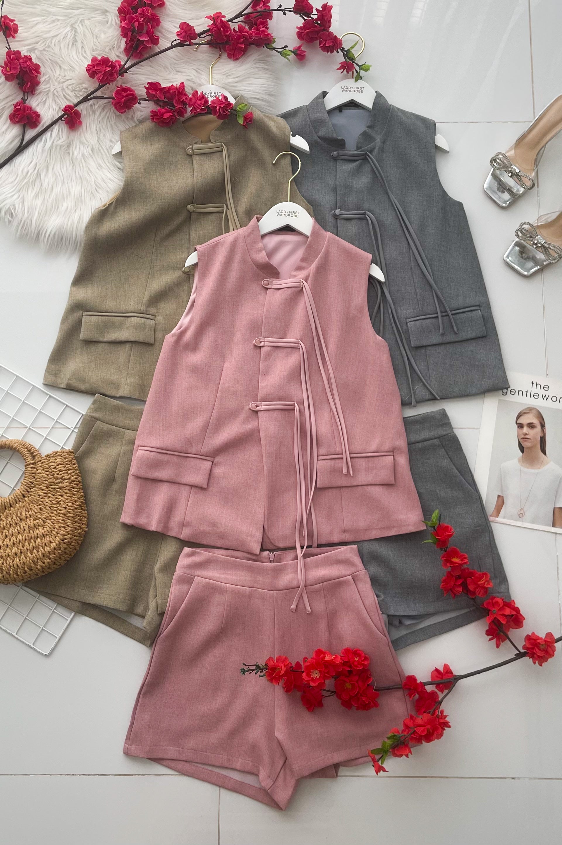 【SS23530】高品质两件式新中式国风马甲式旗袍套装 马甲式宽松版旗袍上衣➕西装高腰百搭短裤，有口袋 ❤️❤️