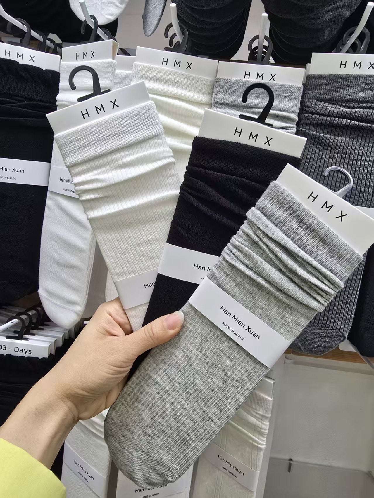 【P7240】✨现货✨ 高颜值INS风薄款透气堆堆袜 🧦