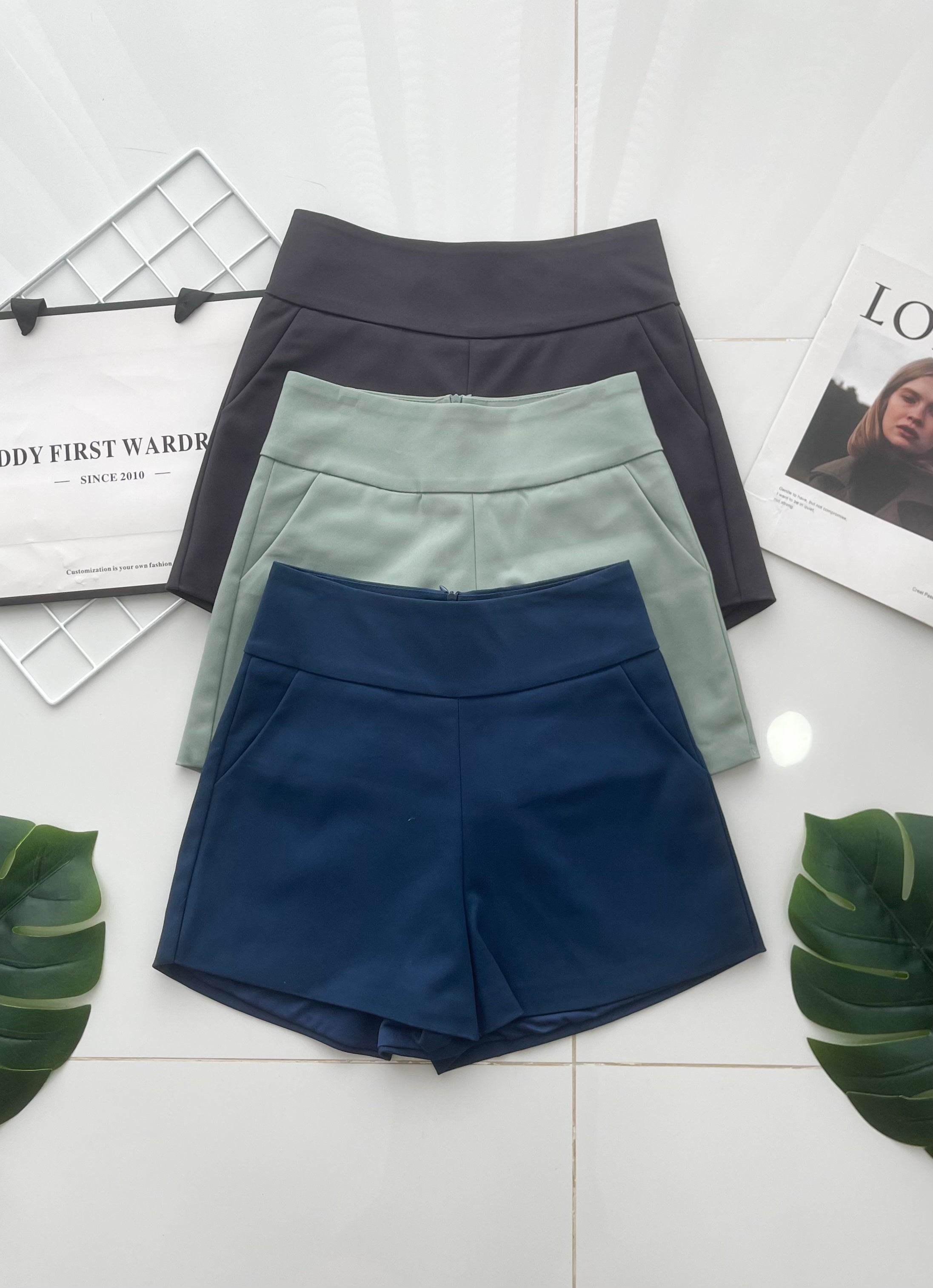 【S1445】独家爆款【万能妈妈】【有里布款📌】西装中高腰休闲百搭万能短裤，有口袋 #内有里布 ✔️ ❤️❤️【D-R2-C3】