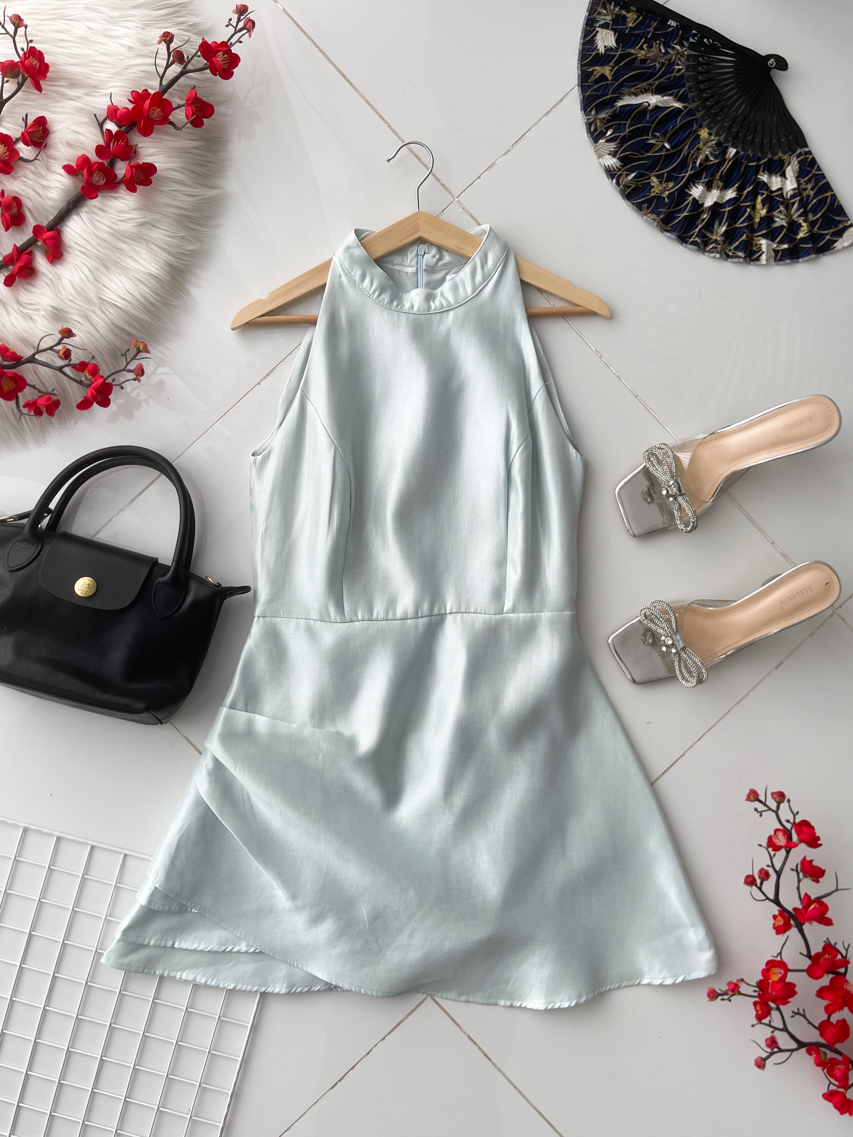 【D81699 / 65137】高品质高端气质缎面无袖连身裙子 ❤❤【A-R2-C2】