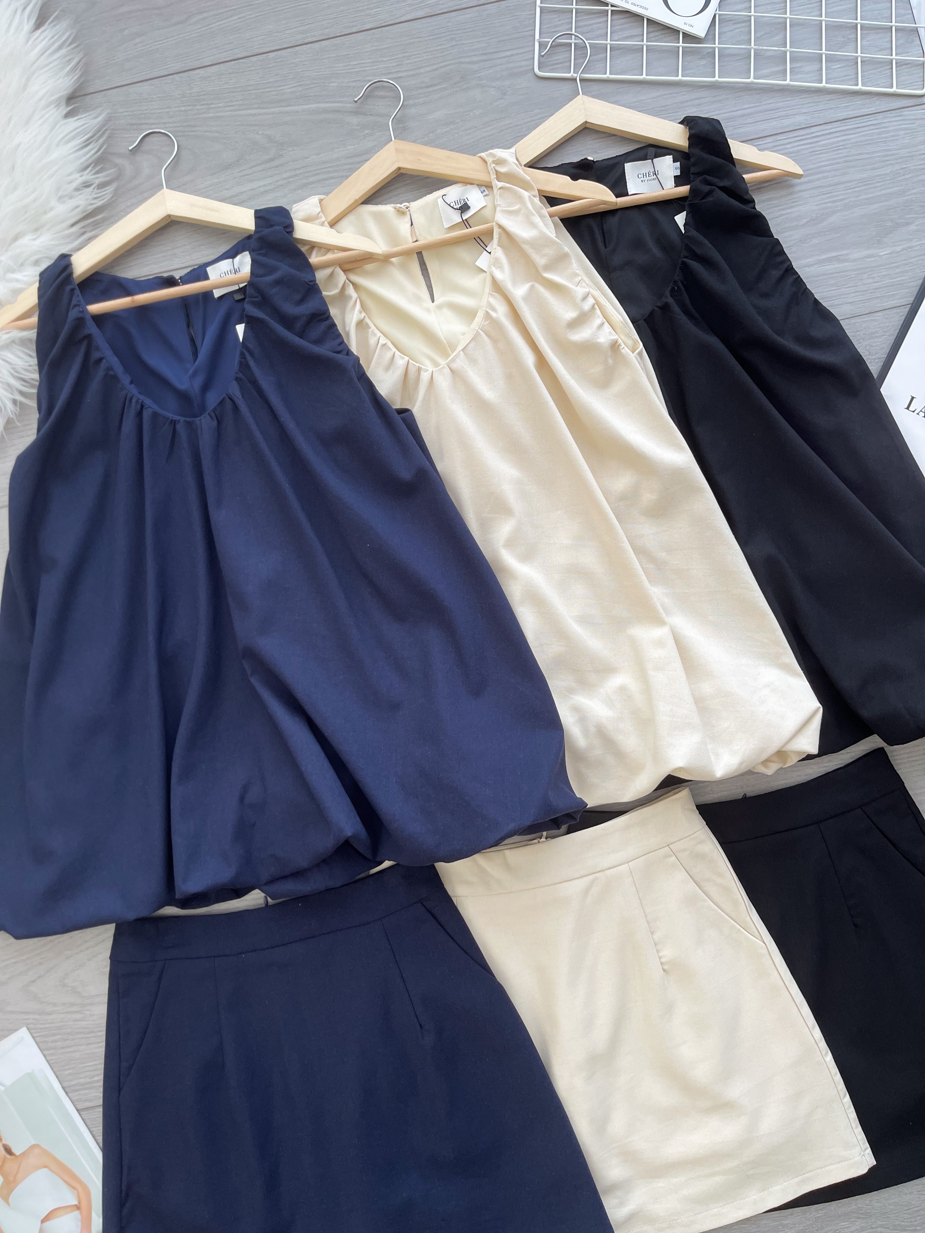 【SS2554】【补厂家现货⚡⚡】高品质两件式韩系名媛风压麻套装 泡泡无袖上衣➕高腰百搭裙子，有口袋 ❤️❤️