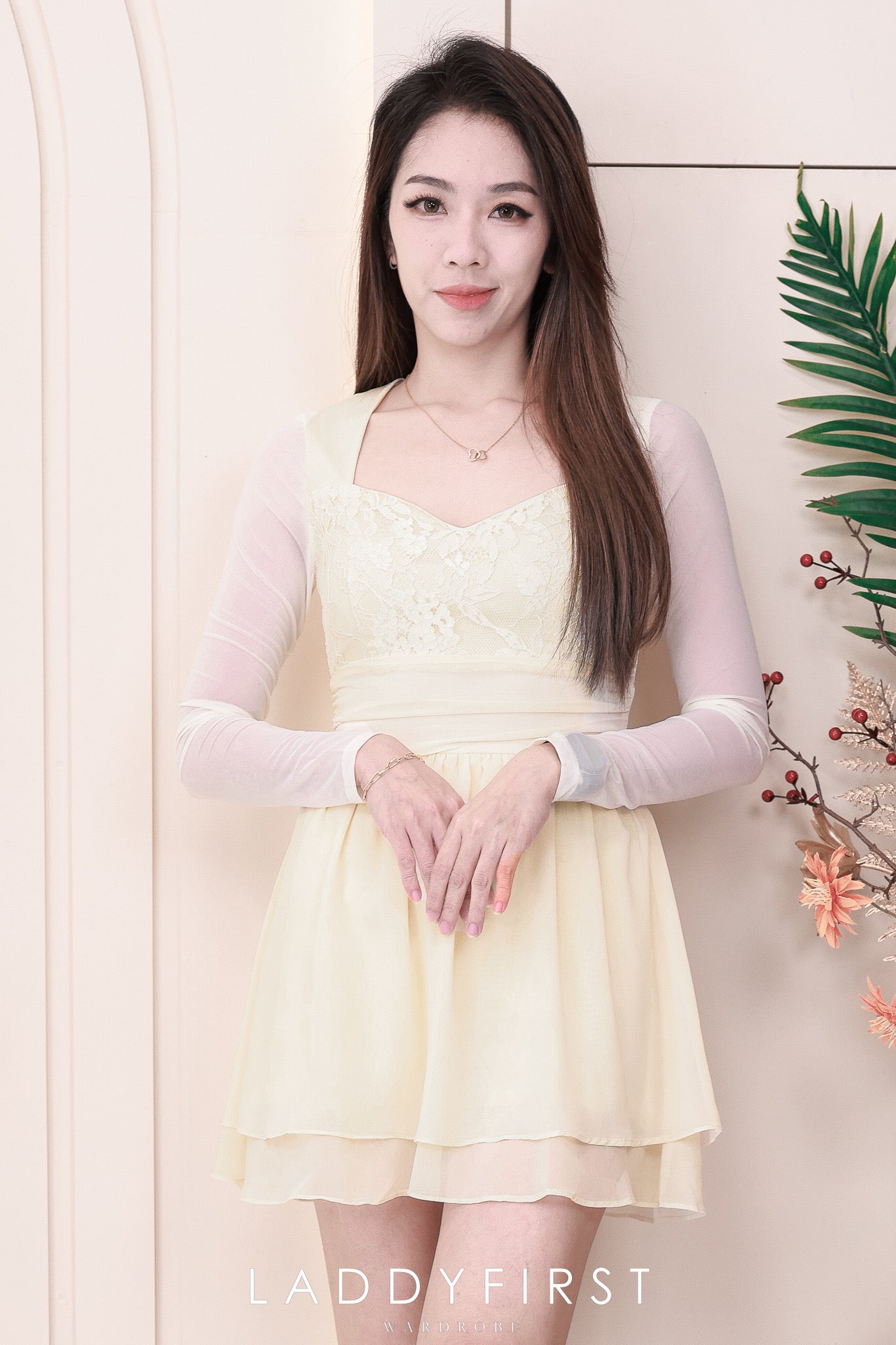 【D8231211】透视长袖网纱软蕾丝拼接层次雪纺连身裙子，内有短裤❤️❤️