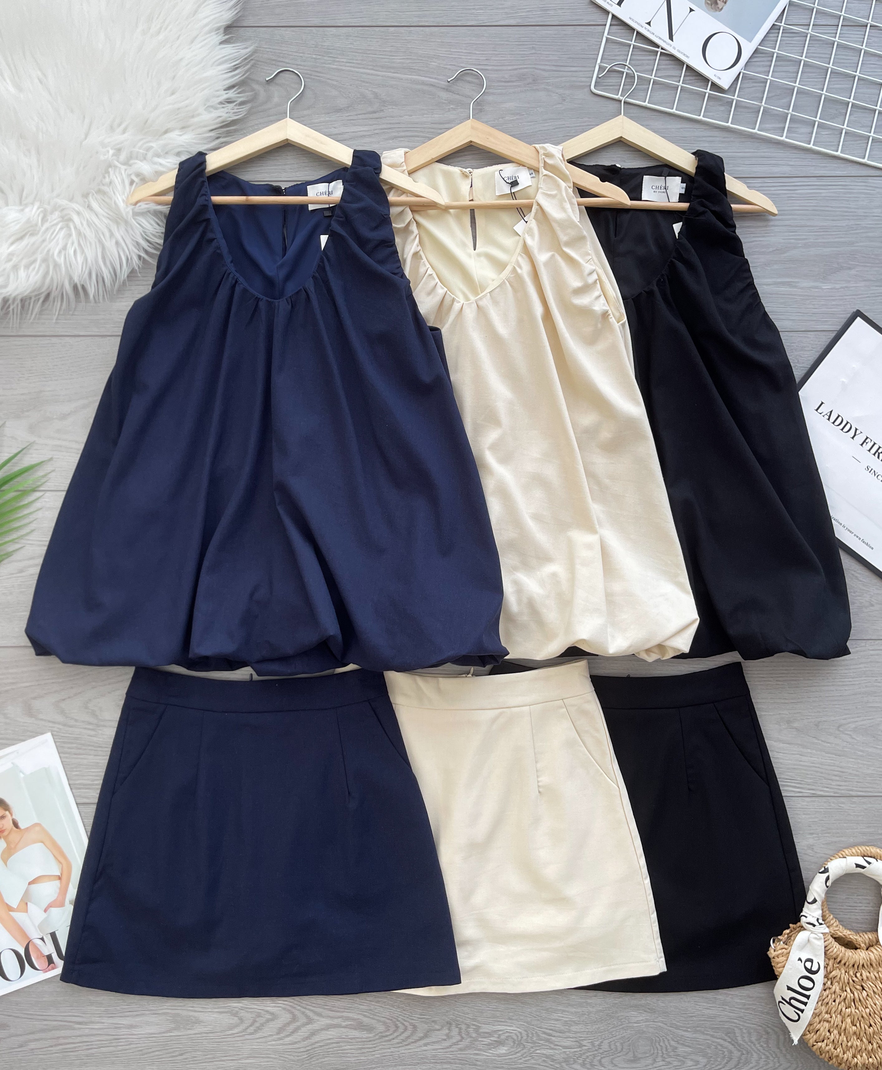【SS2554】【补厂家现货⚡⚡】高品质两件式韩系名媛风压麻套装 泡泡无袖上衣➕高腰百搭裙子，有口袋 ❤️❤️