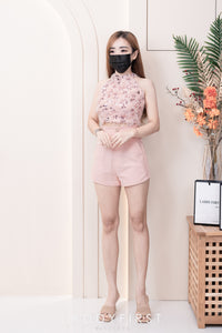 【SS3400】【独家小圆饼】两件式削肩套装 ,  鸵鸟毛拼接亮片Cut In上衣 ➕ 西装锦棉高腰显瘦短裤 , 有口袋【A-R2-C5】