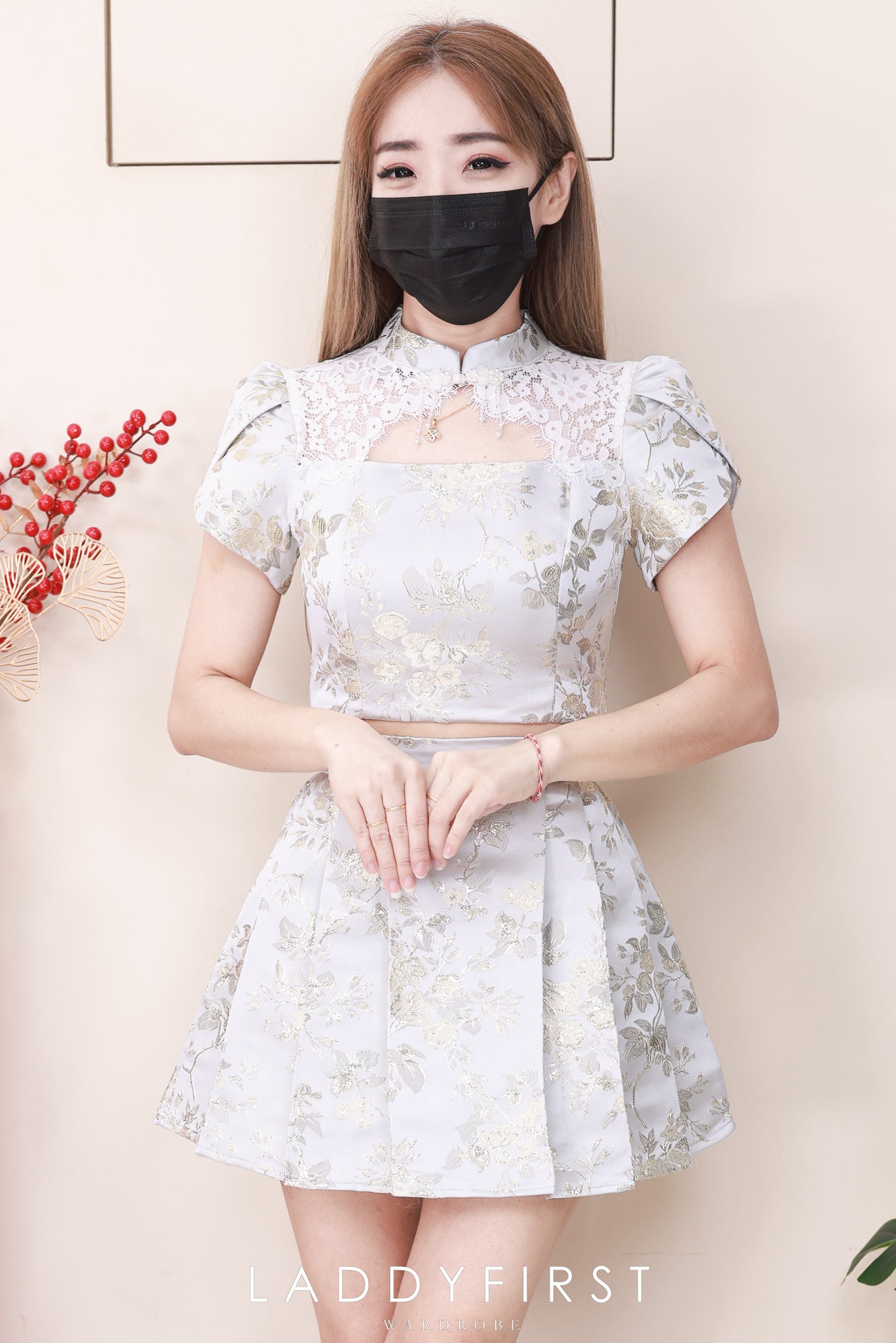 【SS21581 / 37123】高品质两件式新中式提花旗袍套装 泡泡袖提花旗袍上衣➕提花百褶高腰裙子，内层有里布短裤 ❤️❤️