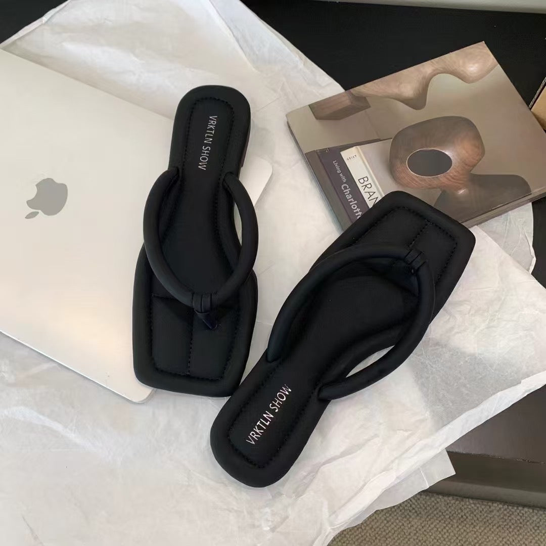 【DG2856-1】🔅精选预购款🔅 高级感简约百搭设计沙滩人字拖 ❤️