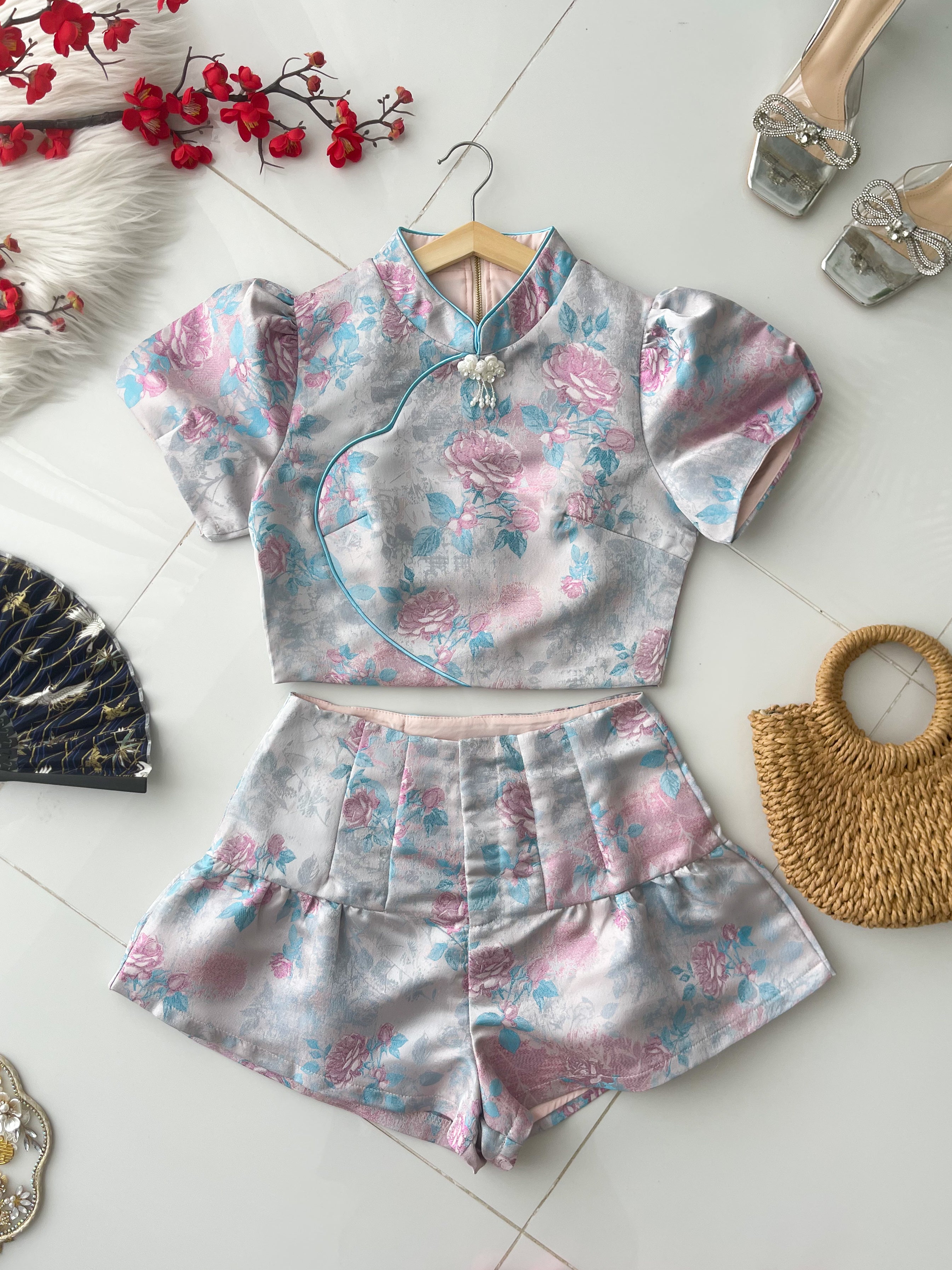 【SS98897】高品质两件式新中式提花旗袍套装 泡泡袖旗袍上衣➕提花高腰短裤 ❤️❤️