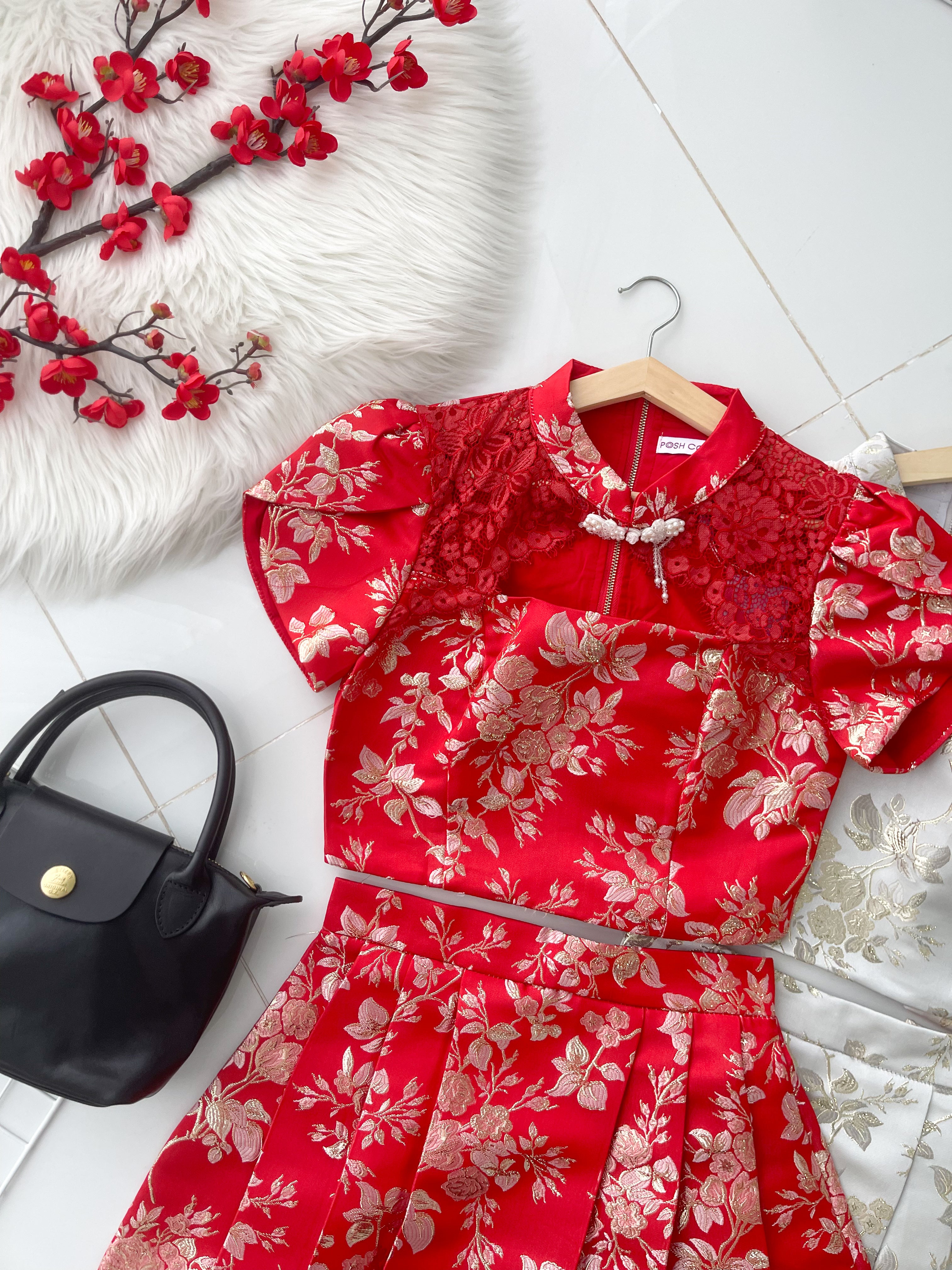 【SS21581 / 37123】高品质两件式新中式提花旗袍套装 泡泡袖提花旗袍上衣➕提花百褶高腰裙子，内层有里布短裤 ❤️❤️