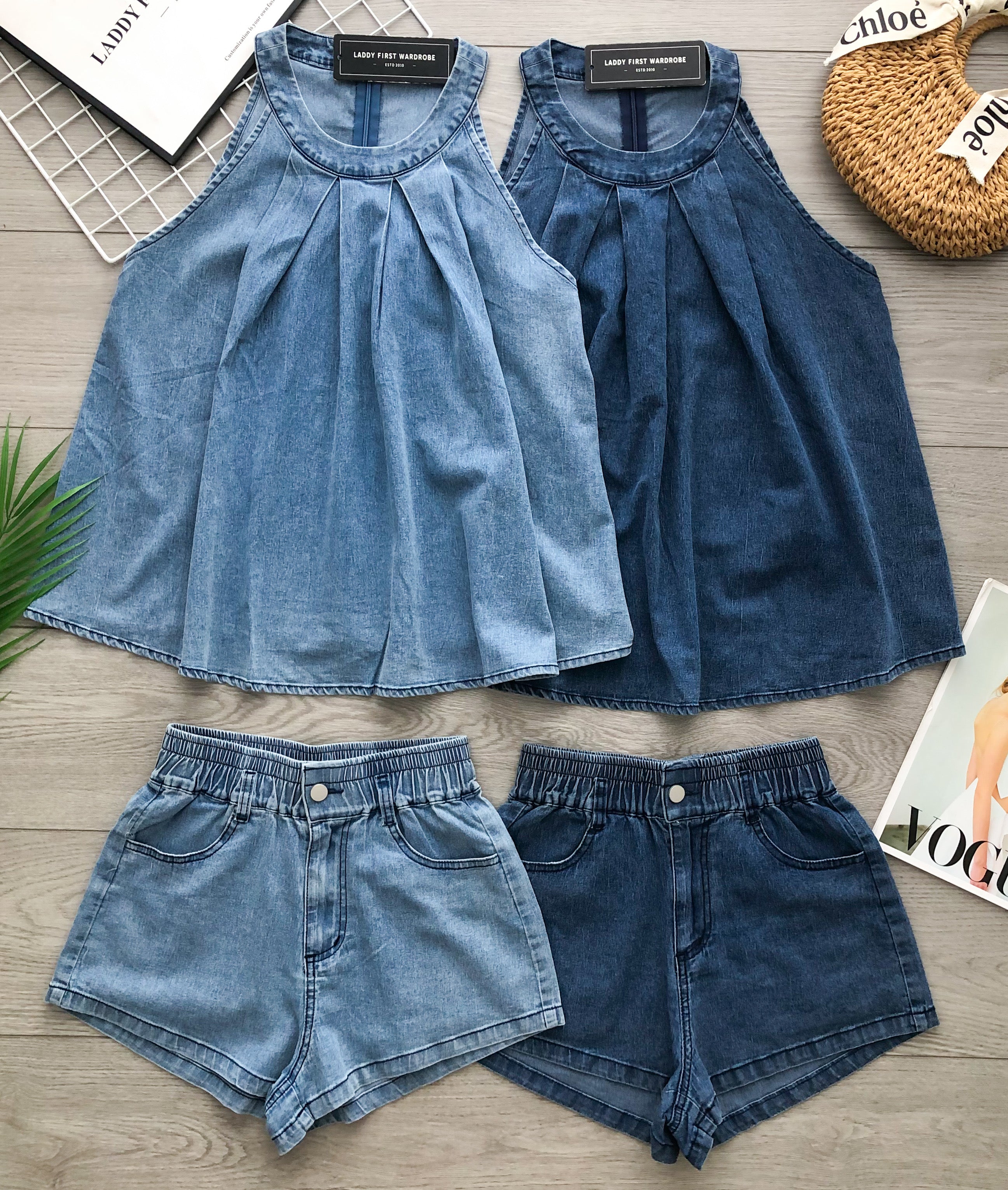 【SS121565】【补厂家现货⚡⚡】高品质两件式韩系简约休闲牛仔套装 宽松无袖牛仔上衣➕松紧腰高腰百搭短裤，有口袋 ❤️❤️