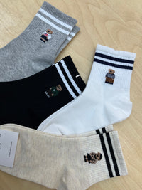 【P7266】✨现货✨高颜值INS风熊熊🐻线条拉边袜子 🧦【XB03-B65】