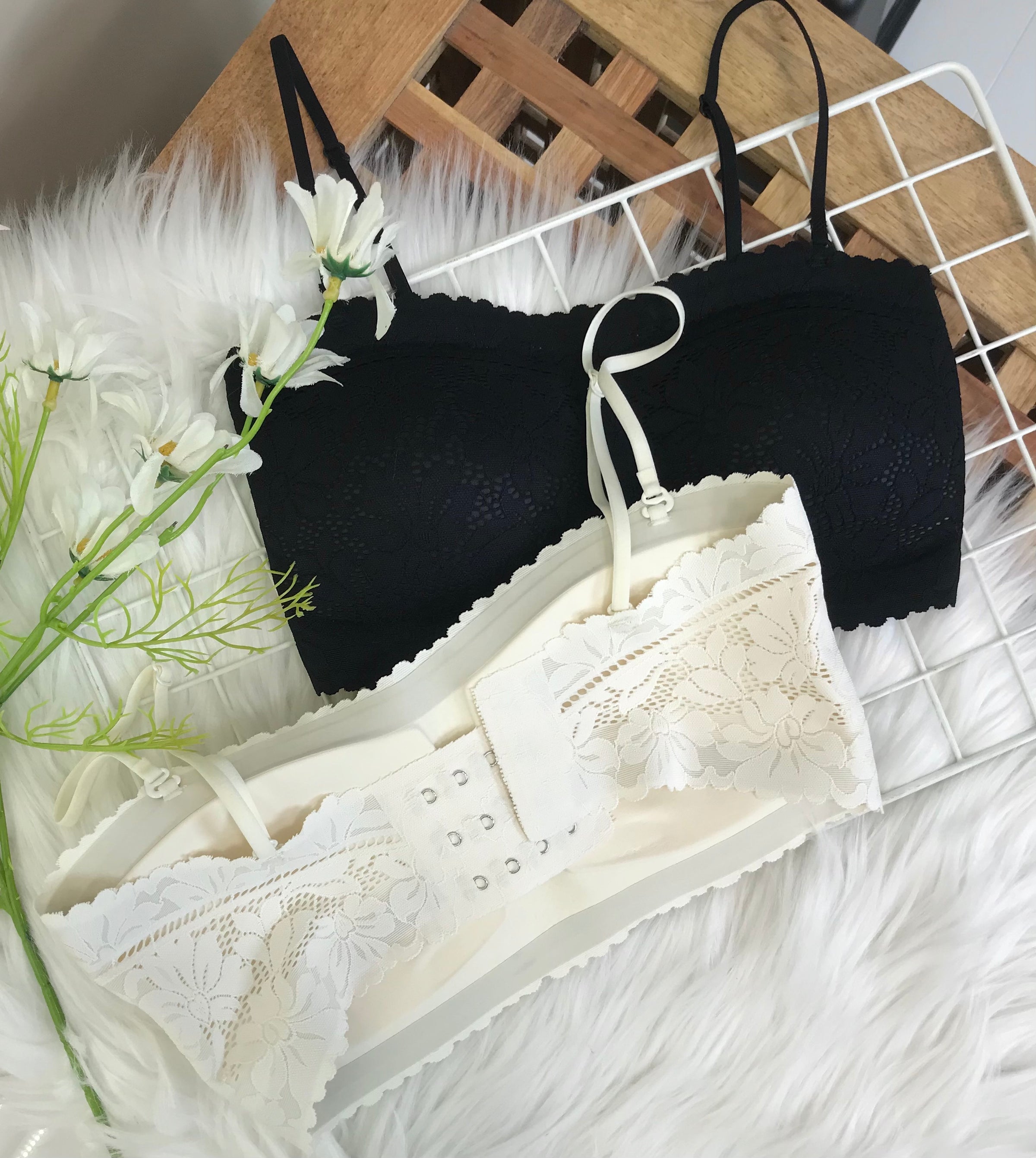 【A579】肩带可调节可拆除无痕花卉蕾丝美背内衣❤❤