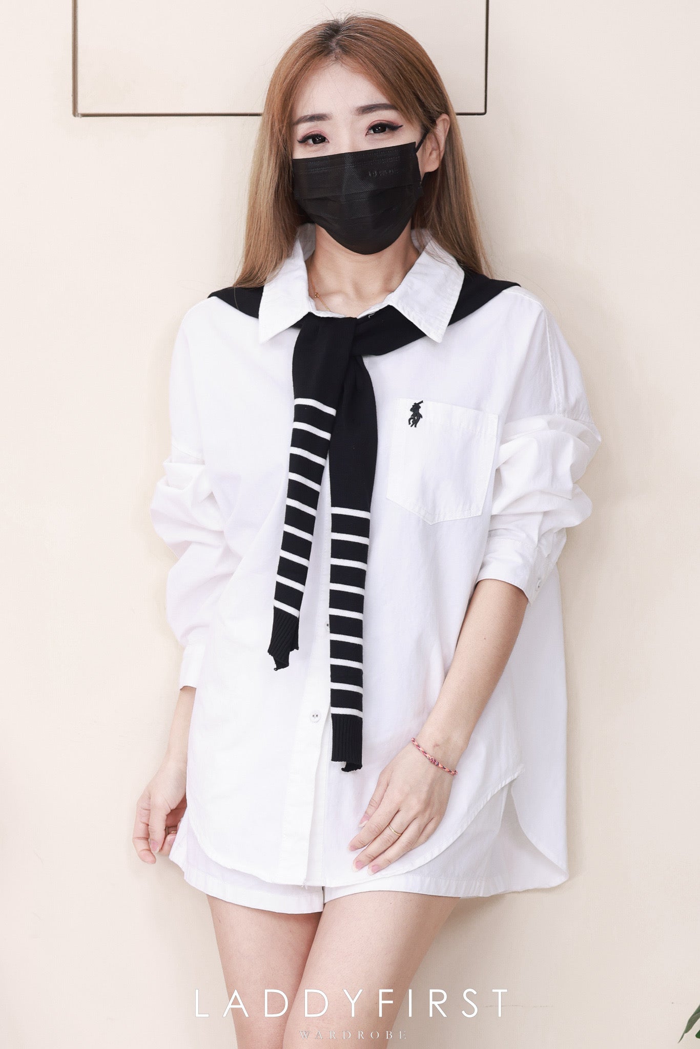 【SS8620】高品质两件式韩式牛仔简约休闲百搭套装 翻领长袖牛仔上衣➕松紧腰弹力牛仔短裤，有口袋 ❤️❤️