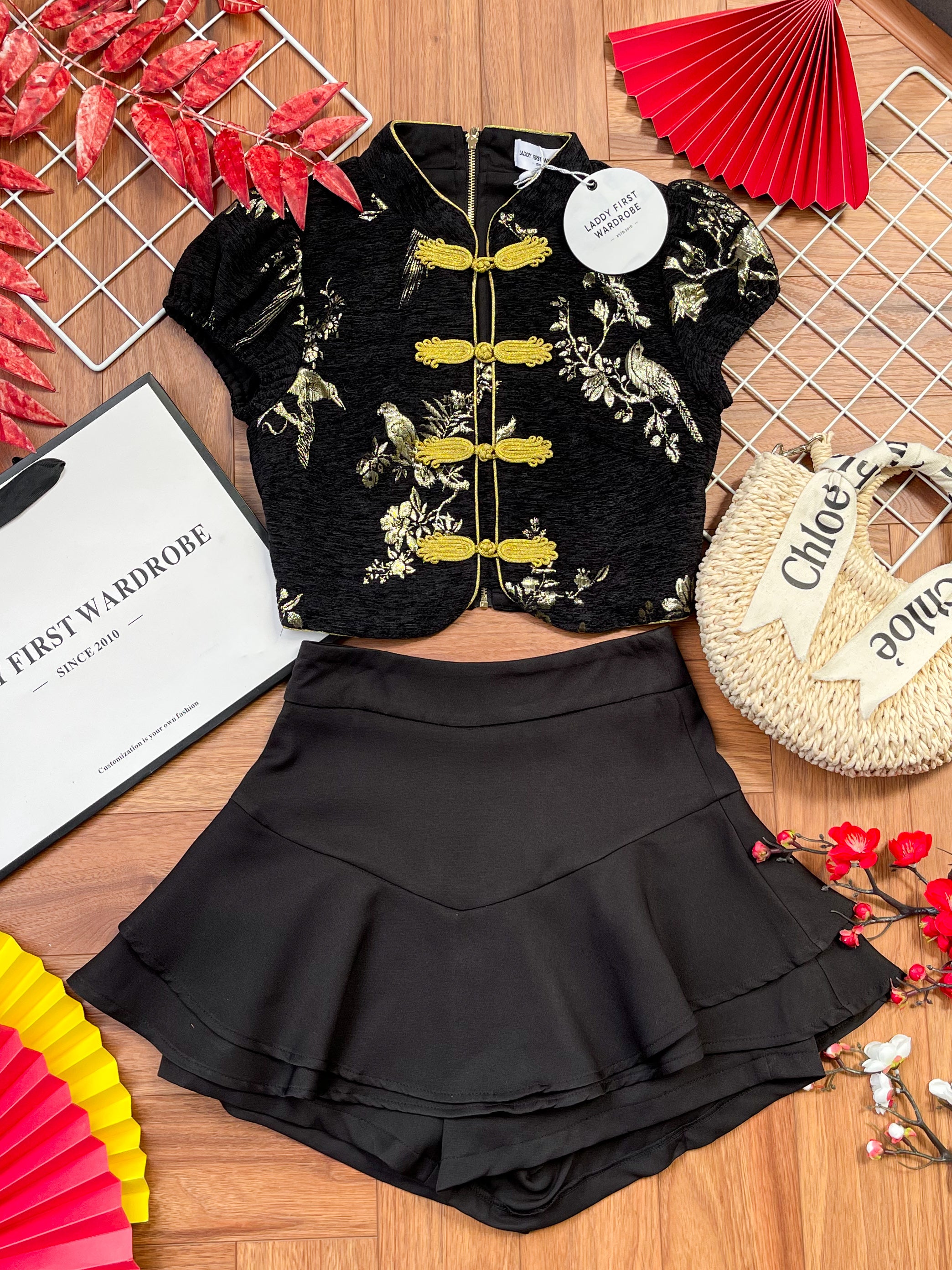 【SS3499】【LFW独家小圆饼】高品质两件式新中式高端国风提花旗袍套装 精致金线盘扣提花旗袍上衣➕荷叶下摆西装高腰百搭裤裙 ❤️❤️7