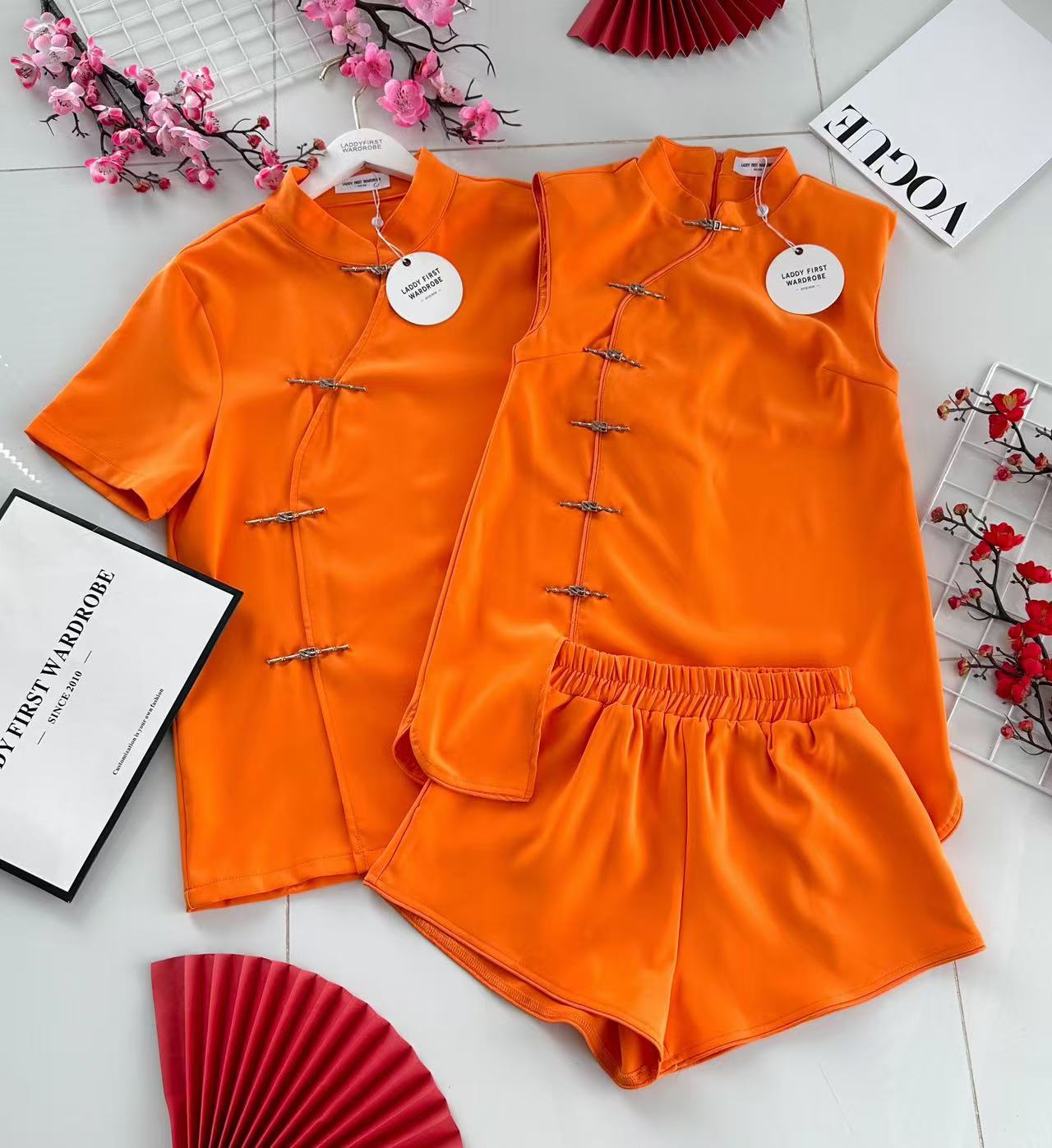 【T3482】【LFW独家小圆饼】高品质男女同款西装短袖金属盘扣唐装旗袍上衣，有口袋 ❤️❤️